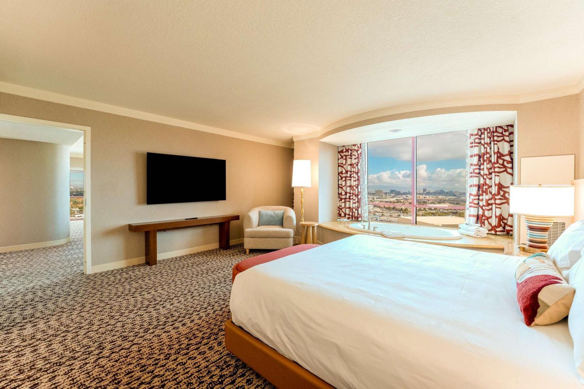 Resort Rio All-suite Hotel&casino 4*