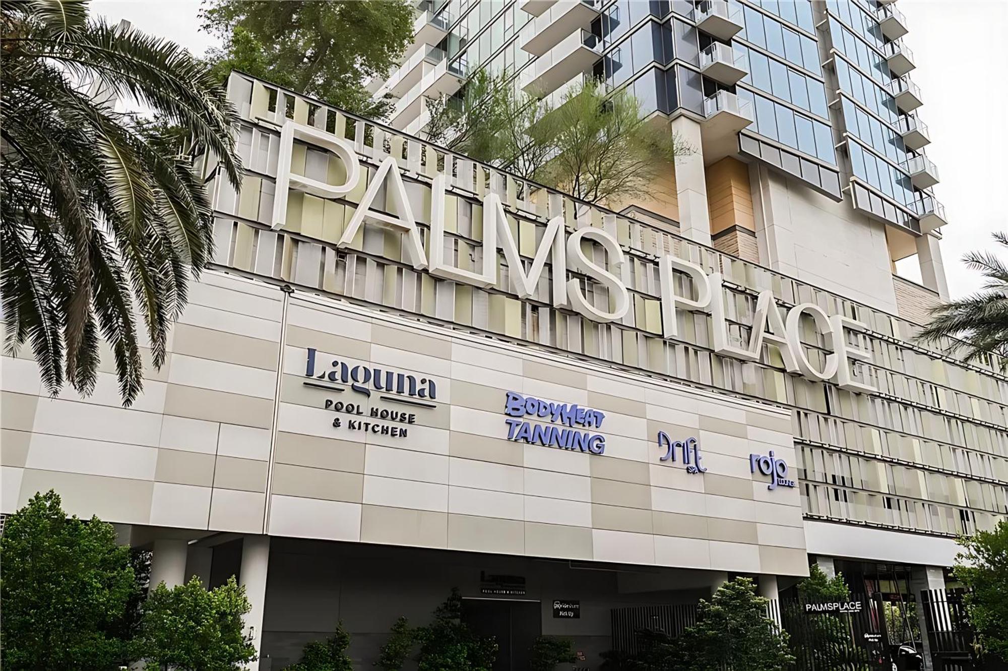 Apartahotel Palms Place Stripview With Open Balcony -33