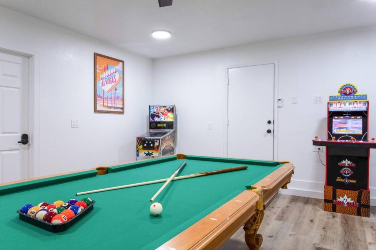 Spacious 5 Bedroom With Games And Сasa de vacaciones *