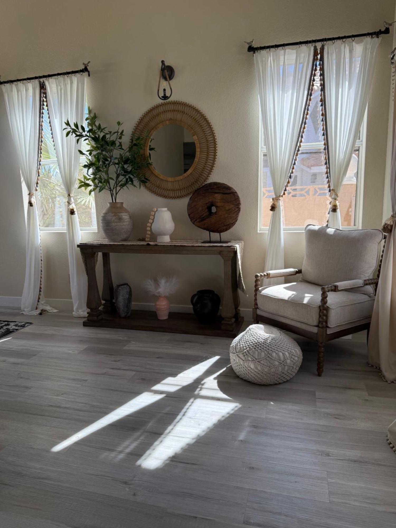 Villa Fragrant Finnish Sauna & Cozy Pool With French 3br *