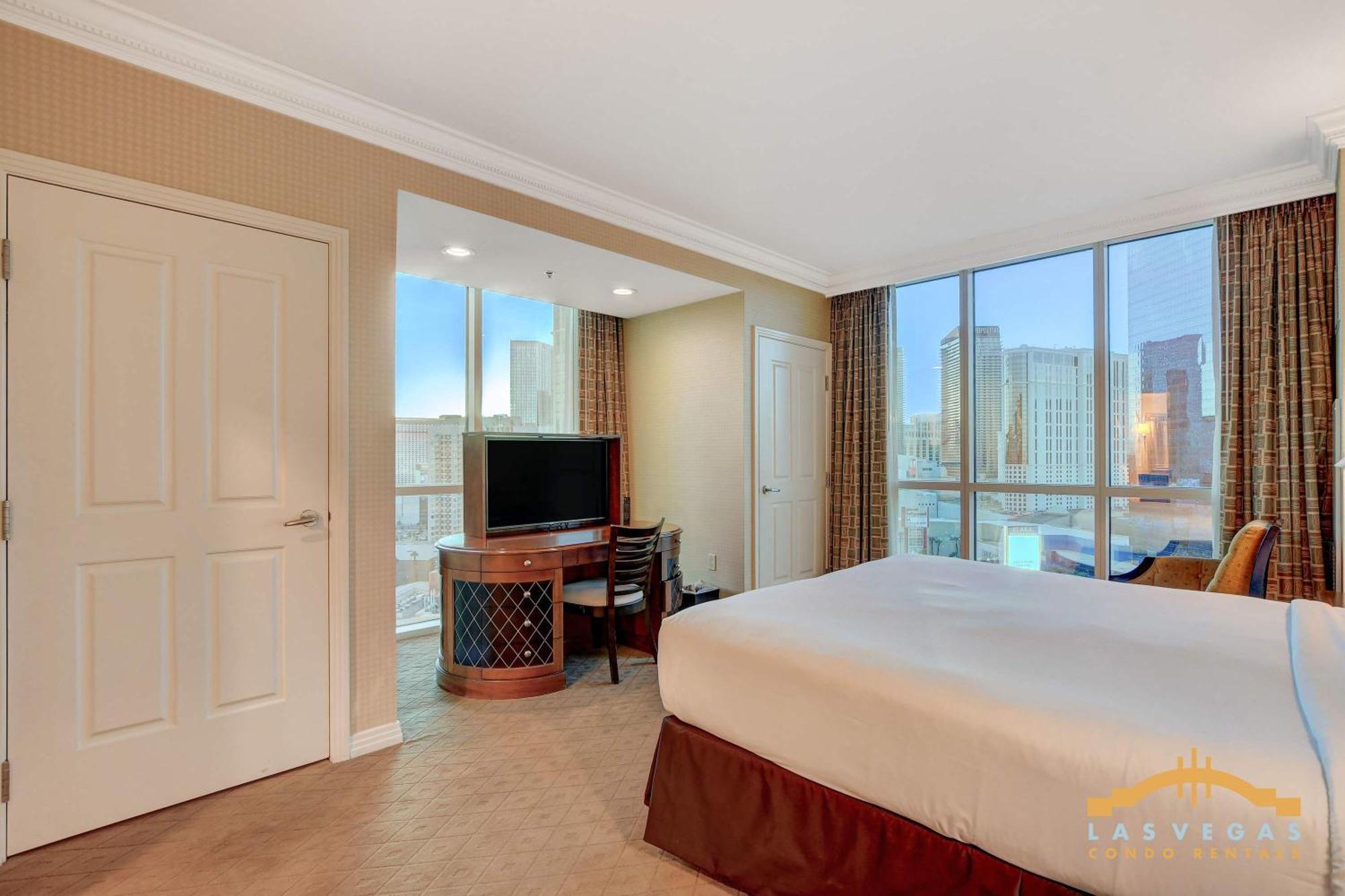 Mgm Signature-17-801 1br2ba F1 Strip View Balcony Holiday home Las Vegas