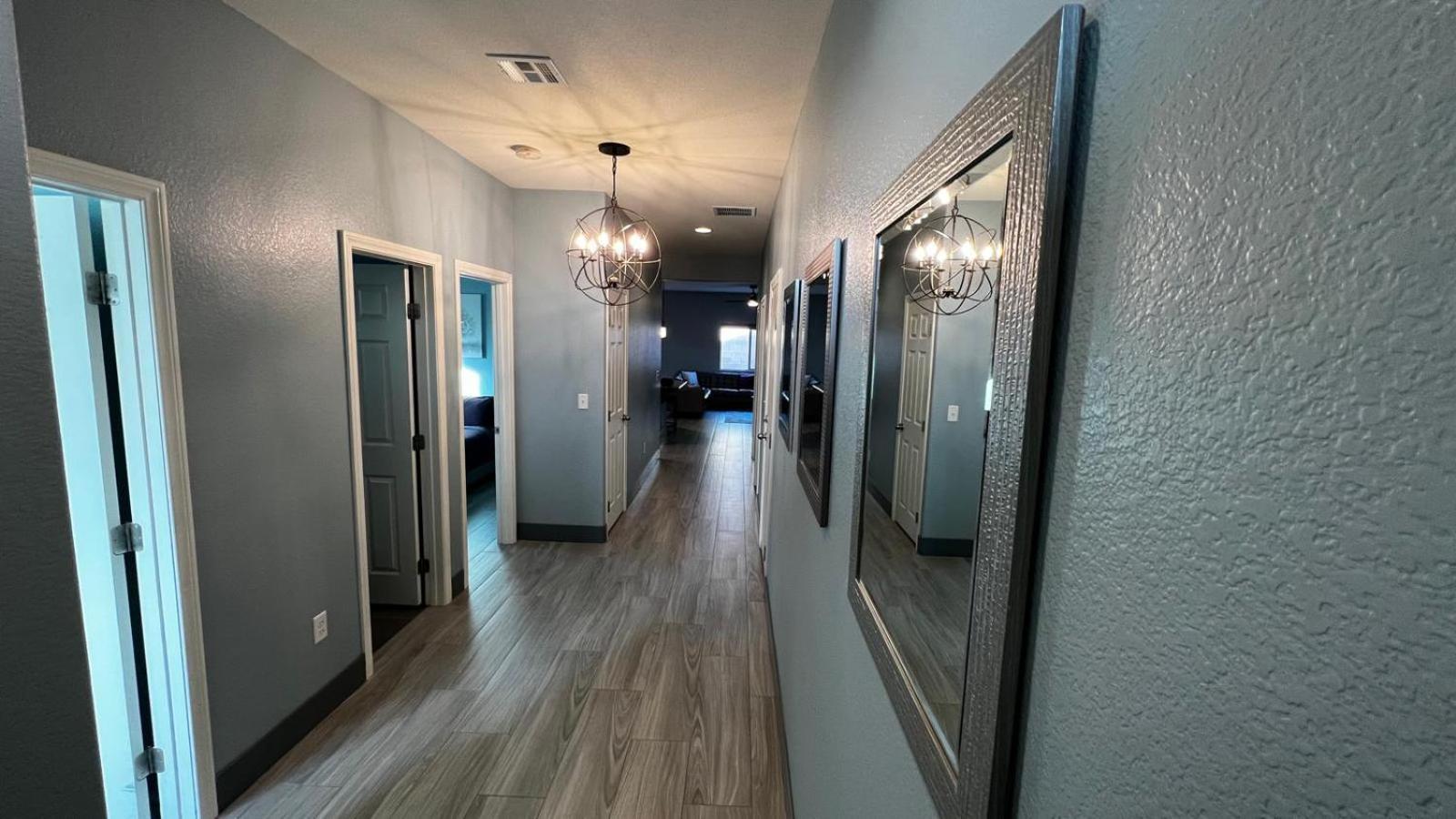 Family Friendly Contemporary House With Pool Las Vegas