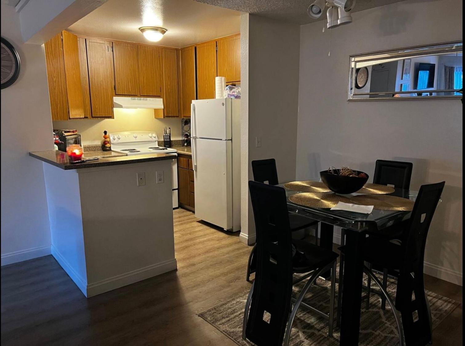 Entire 1br & 1ba Apartment *