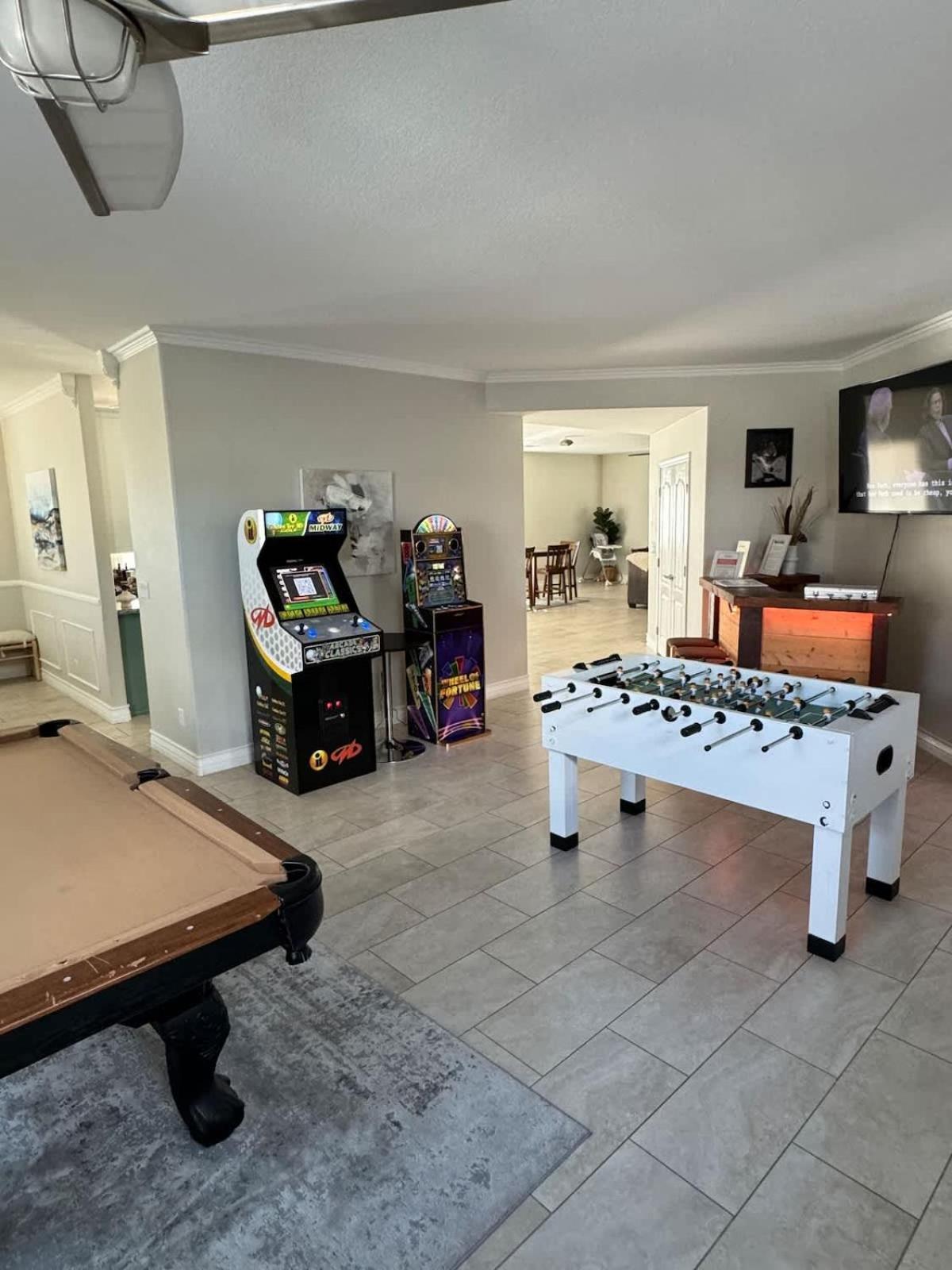 Сasa de vacaciones Spacious Luxury Desert Retreat With Heated Pool Putt Putt And A Playground For Family