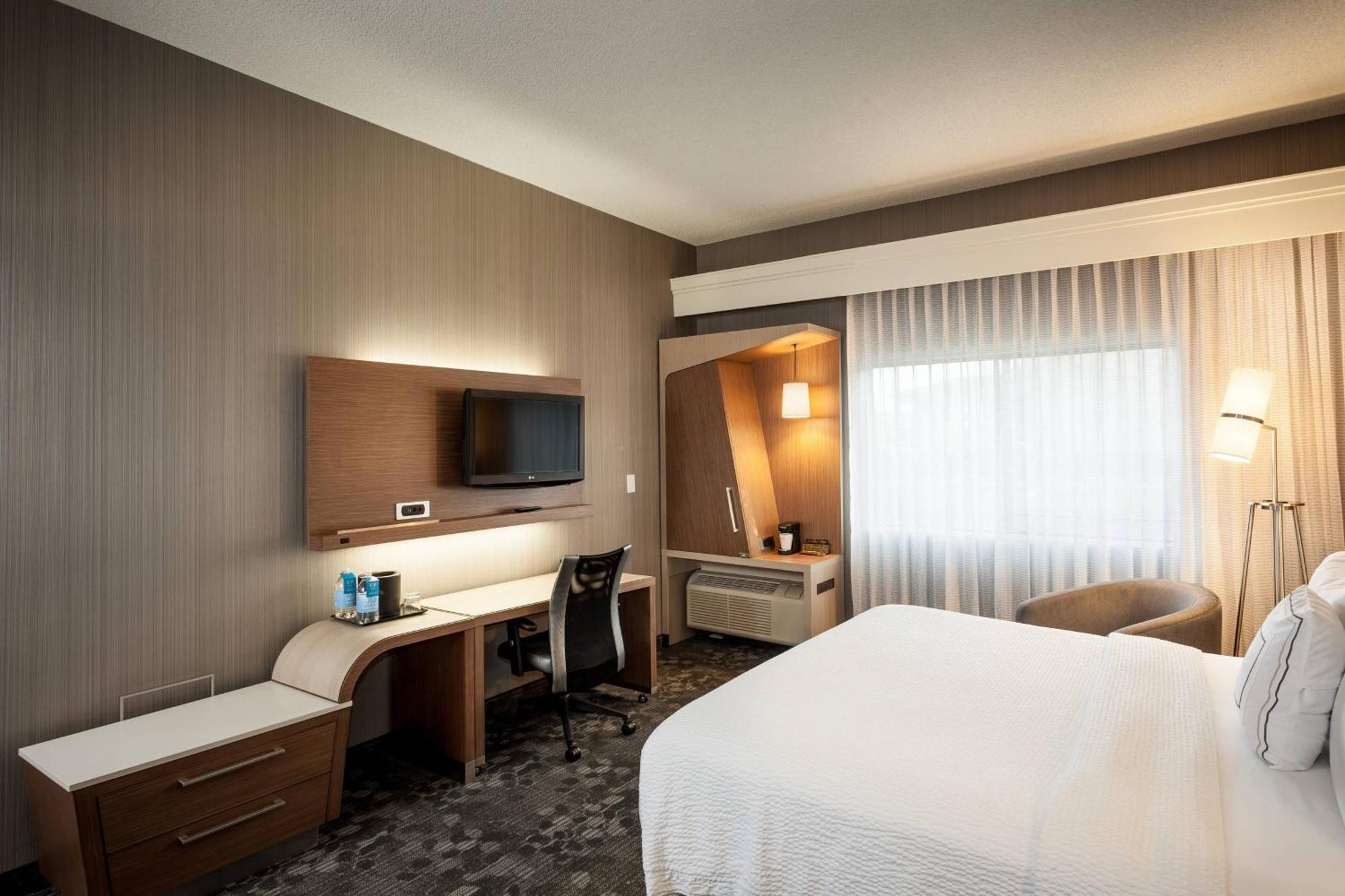 Courtyard By Marriott Henderson - Valley - Vegas Hotel 3*