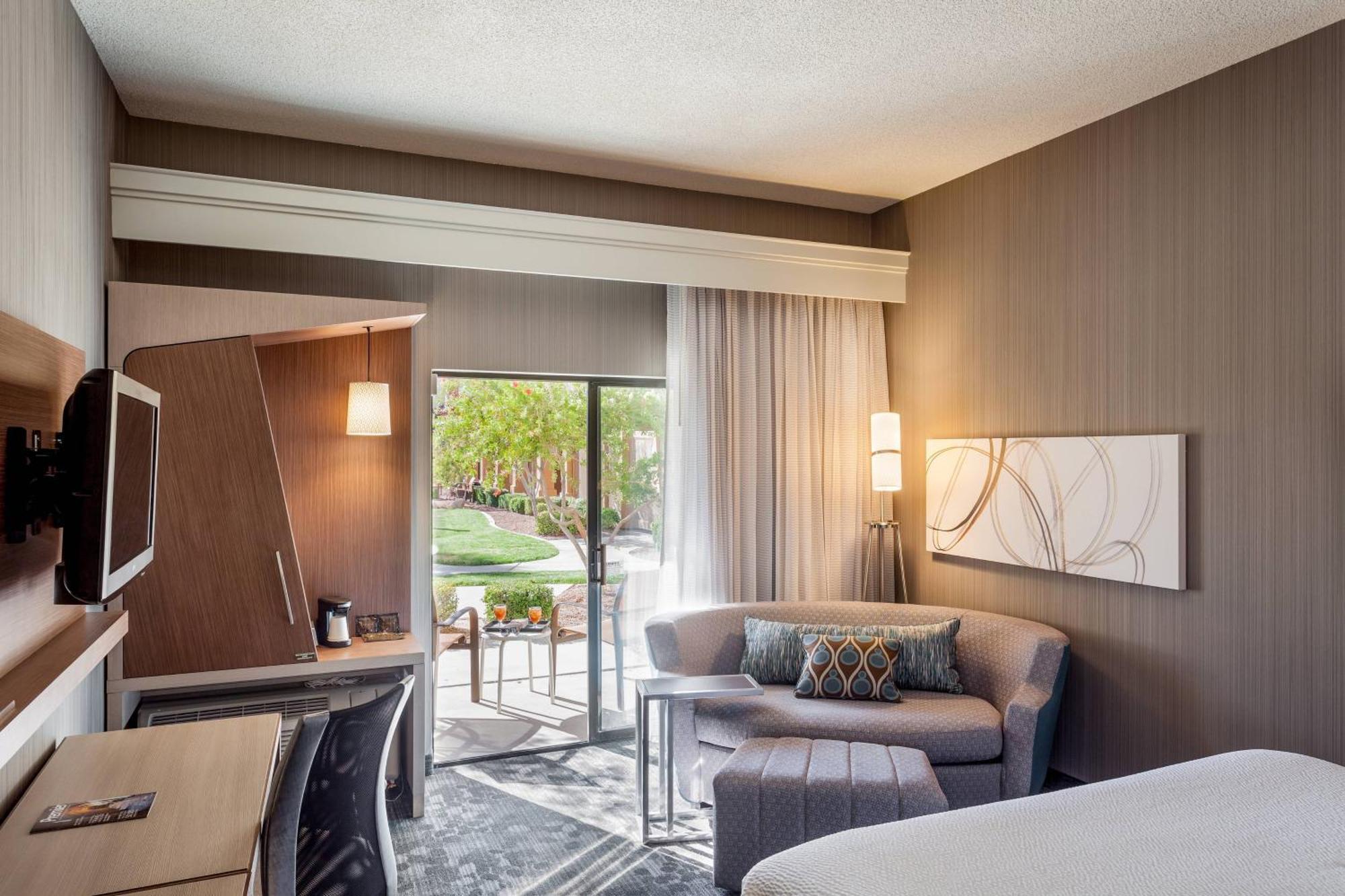Courtyard By Marriott Henderson - Valley - Vegas Hotel