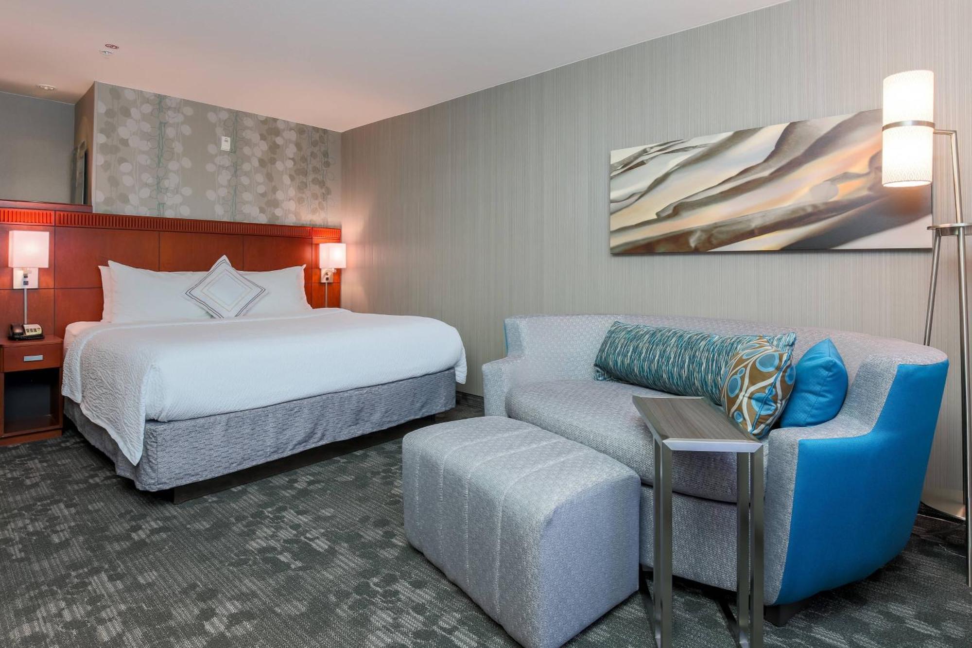 Courtyard By Marriott Vegas Stadium Area Hotel 3*