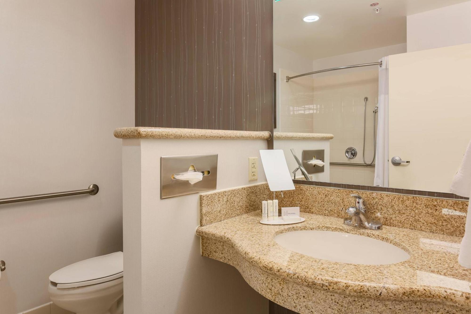 Courtyard By Marriott Vegas Stadium Area Hotel