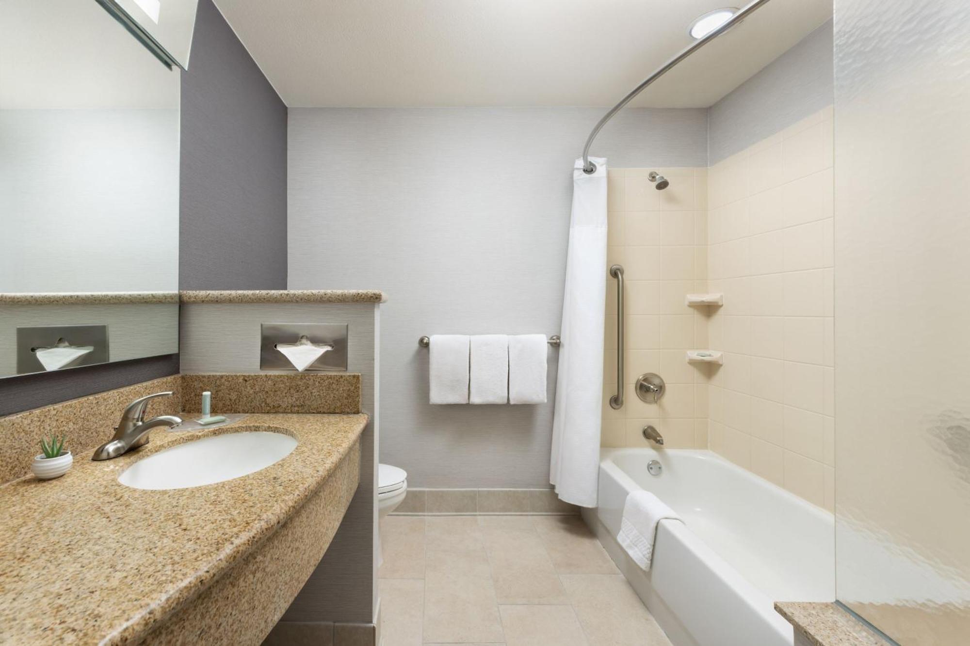 Courtyard By Marriott Vegas Stadium Area
