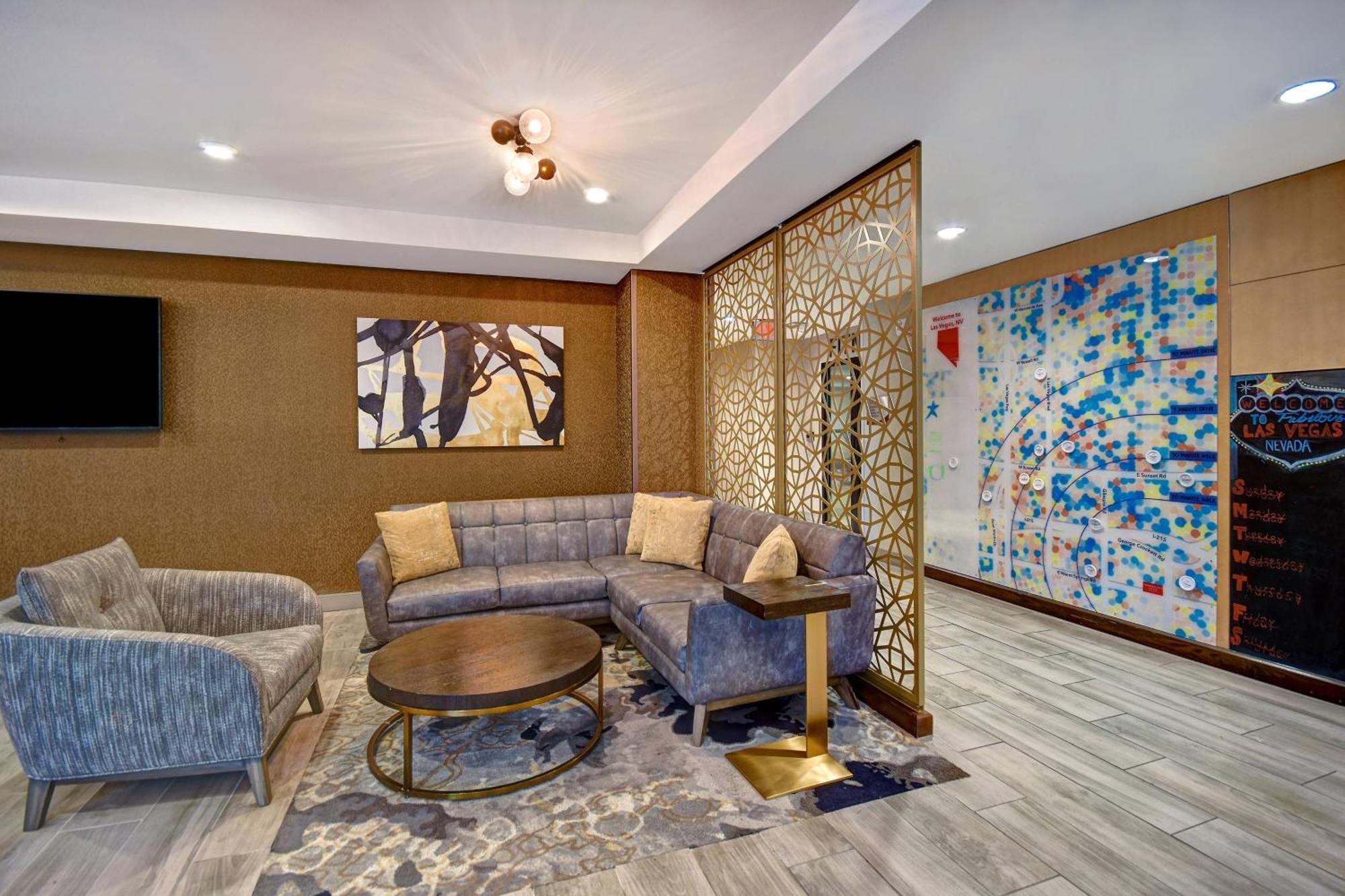 Fairfield & Vegas Airport South 3*
