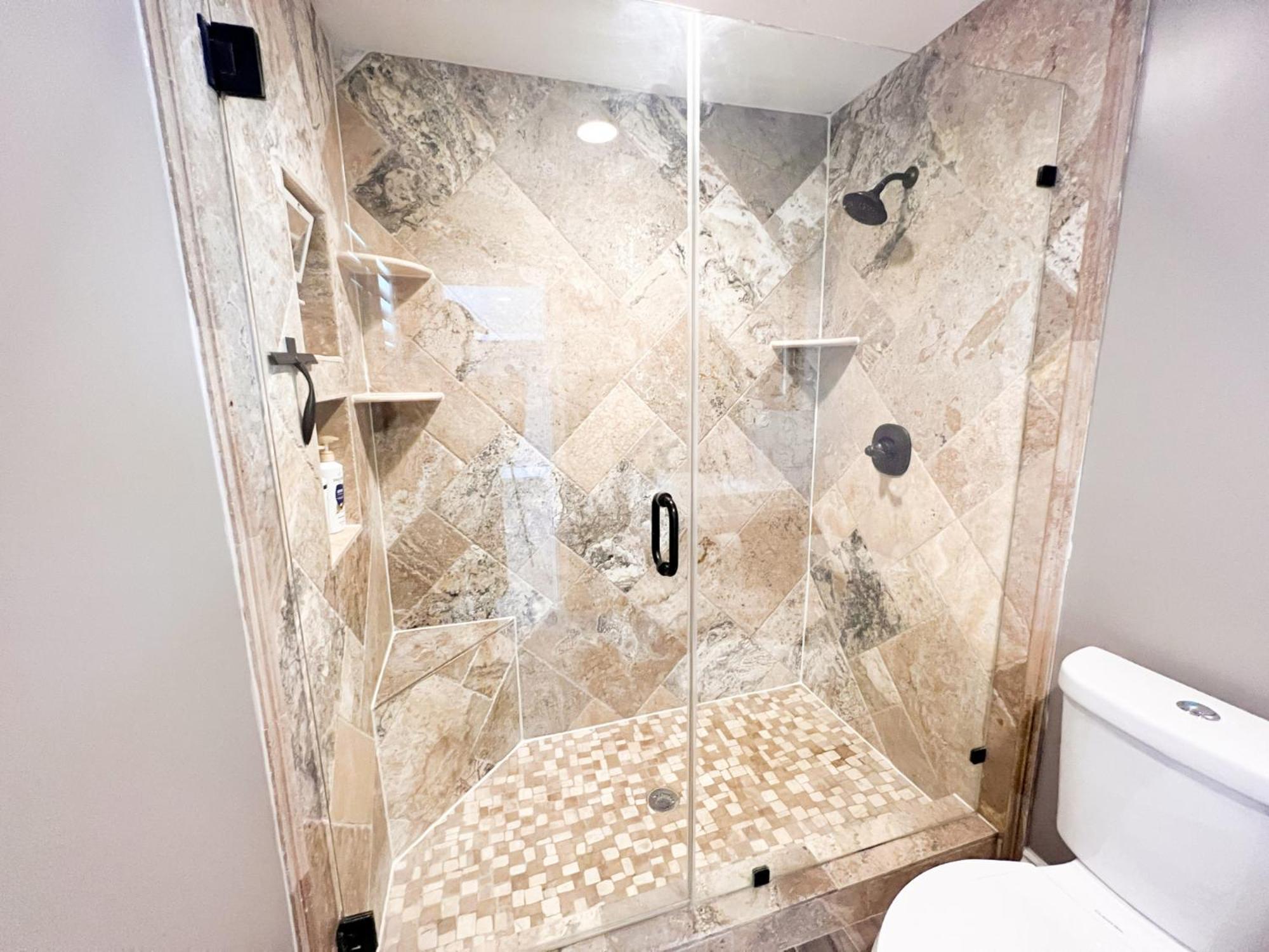 Lux Private - Pool, Billiards, 8 Smart Tvs, Board Games, Cotton Bedding - The Stone Sanctuary At Mccullough Hills Trailhead Сasa de vacaciones Las Vegas