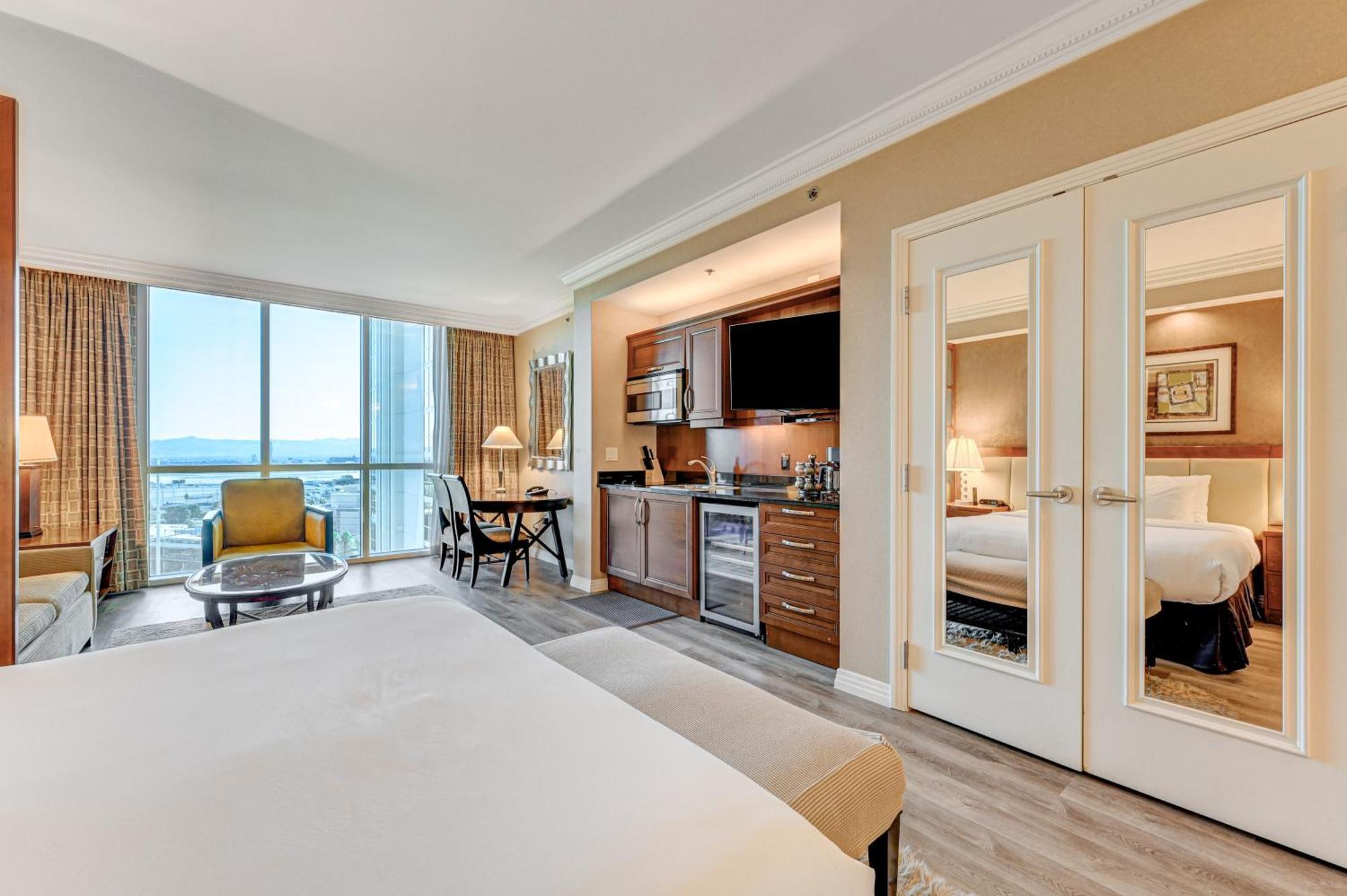 Luxury Mgm Signature Location Lazy River No Fee *
