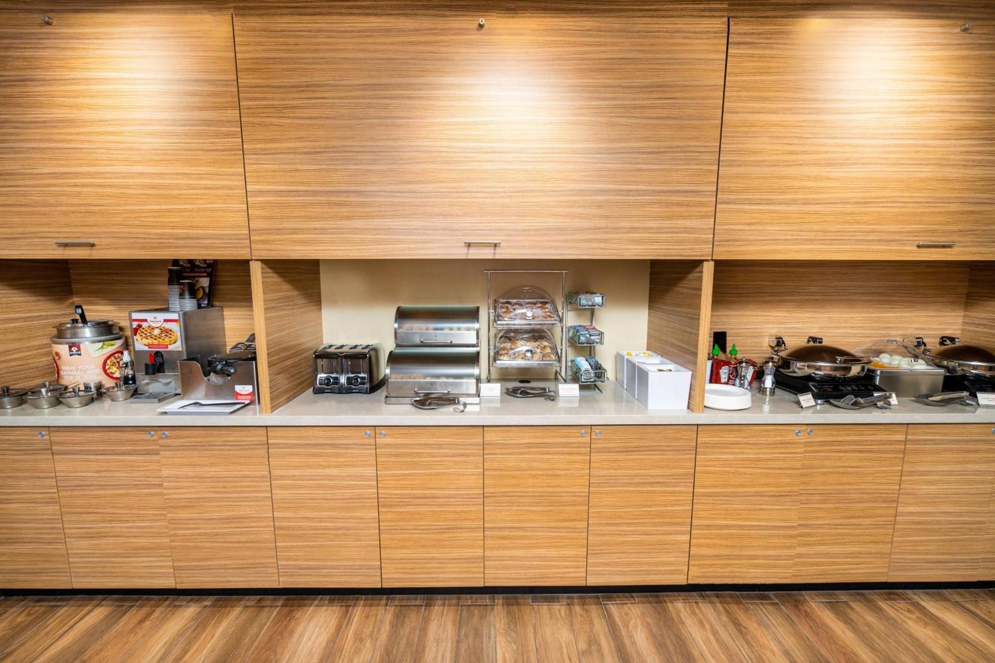 Towneplace By Marriott Vegas Stadium District Hotel 3*