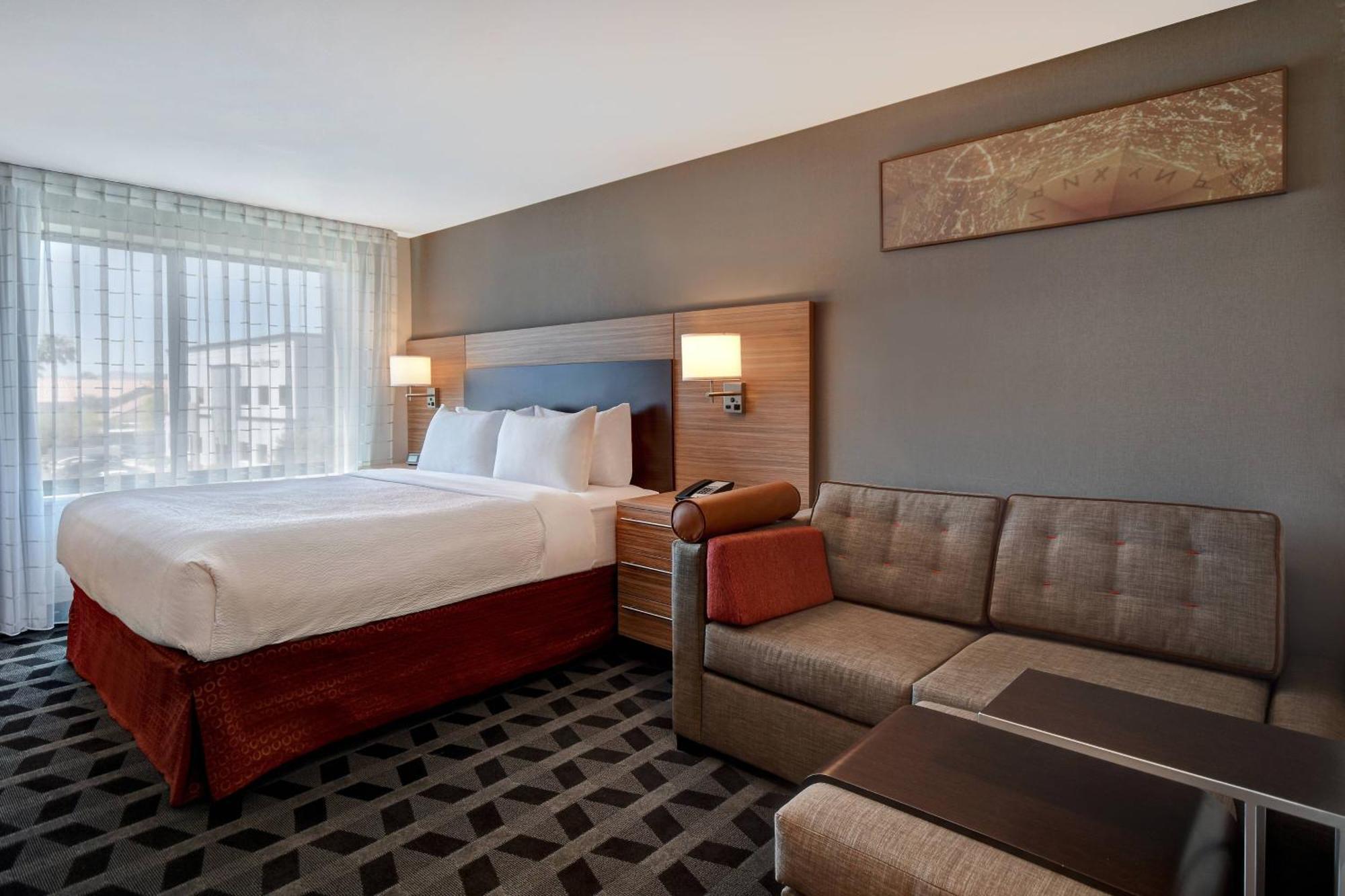 Towneplace Vegas Airport South Hotel 3*