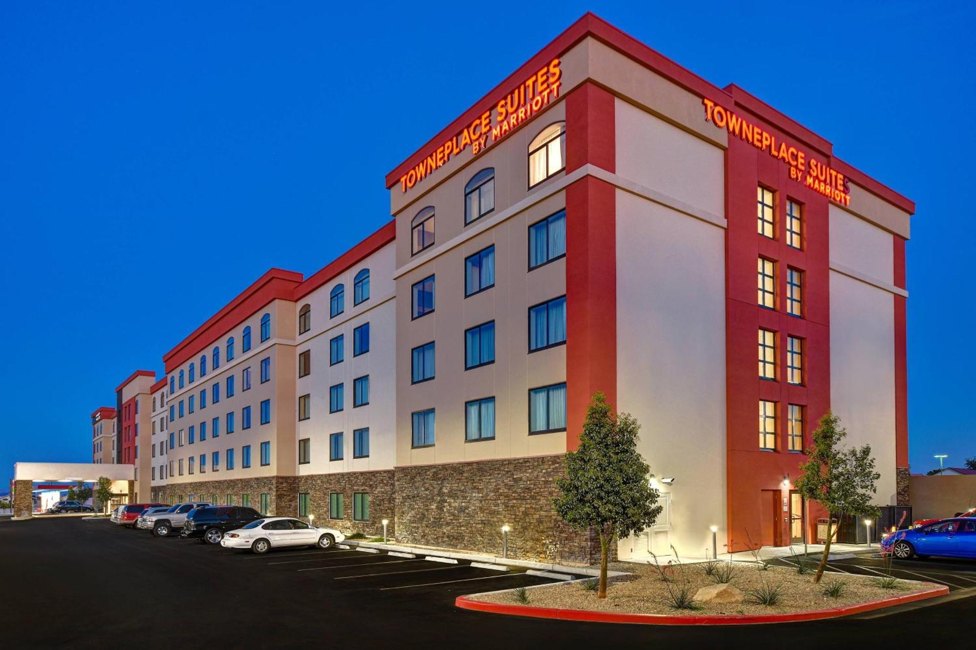 Towneplace Vegas Airport South Hotel