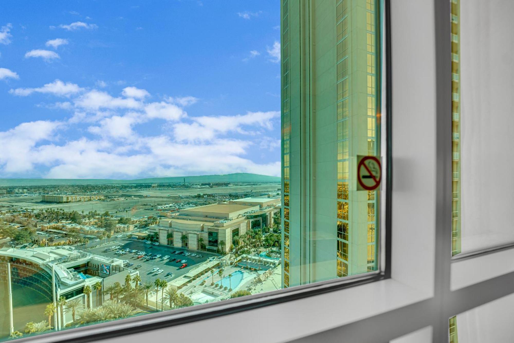 Sakura Serenity Studio-no Fee * Las Vegas