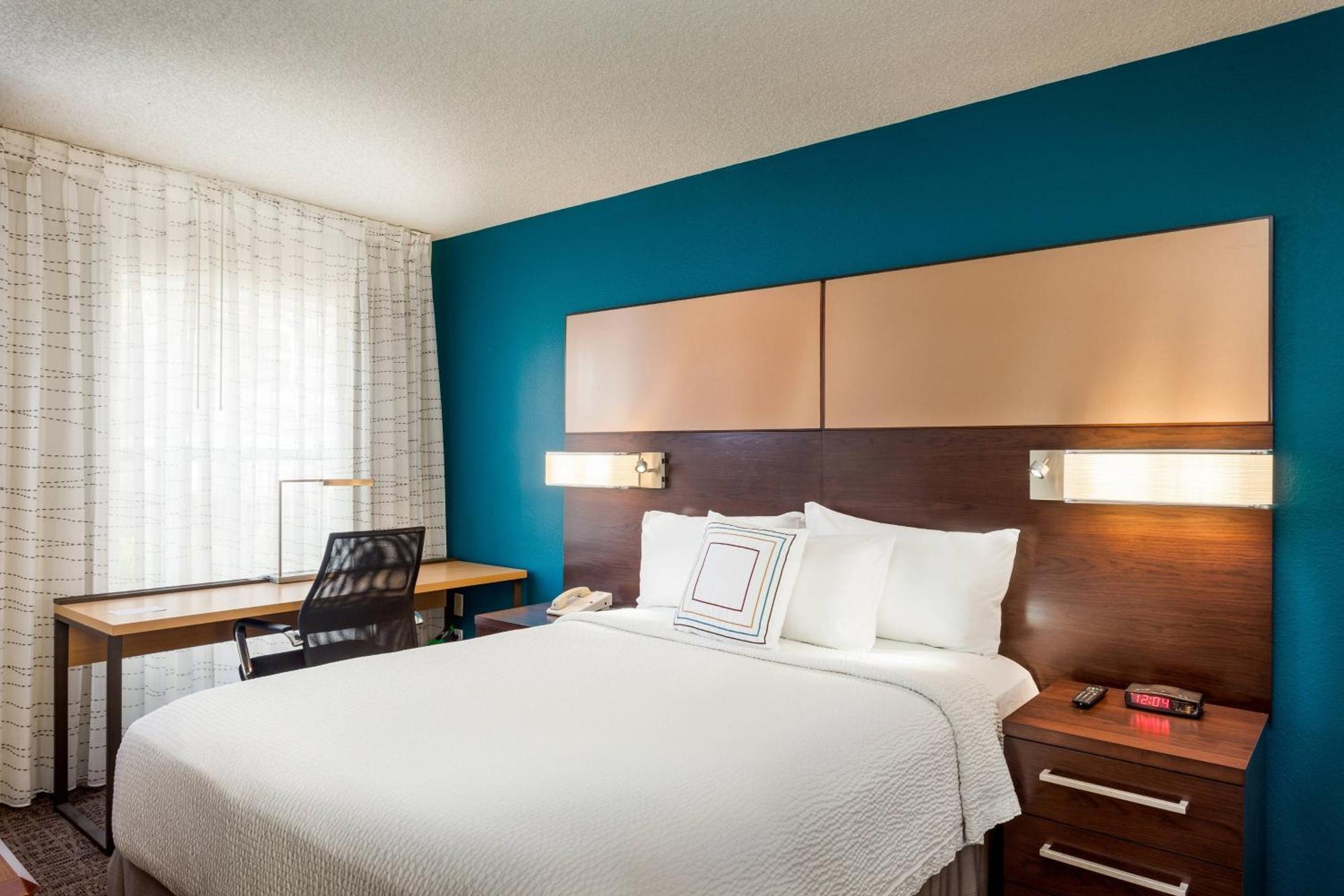 By Marriott Vegas Henderson/green Valley 3*