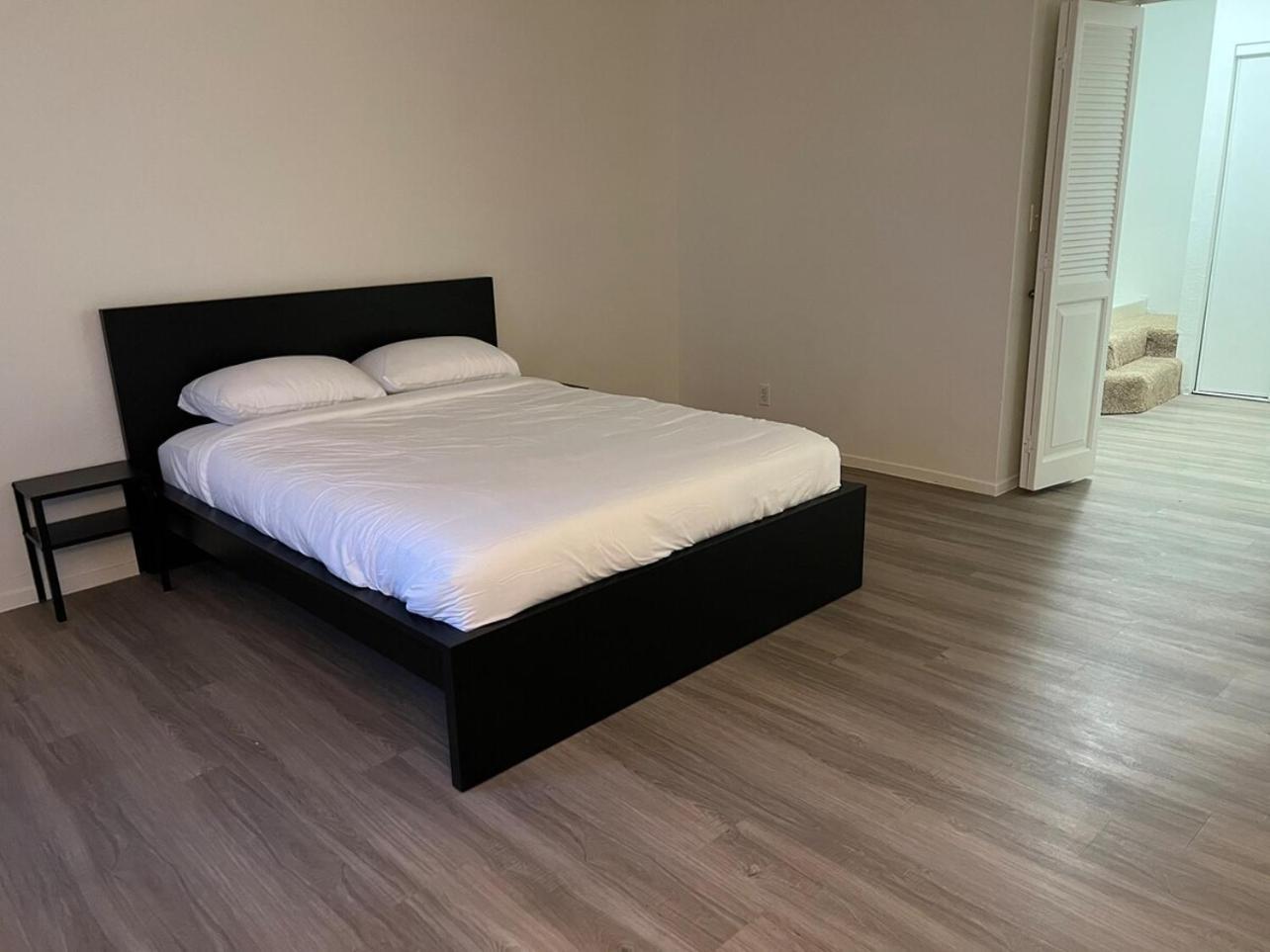 2 Or 3 Beds Walk To Strip Mgm Casinos Shops Clubs Las Vegas