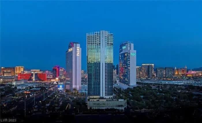 Luxury 1br Palms Strip View Balcony Access 37322 * Las Vegas