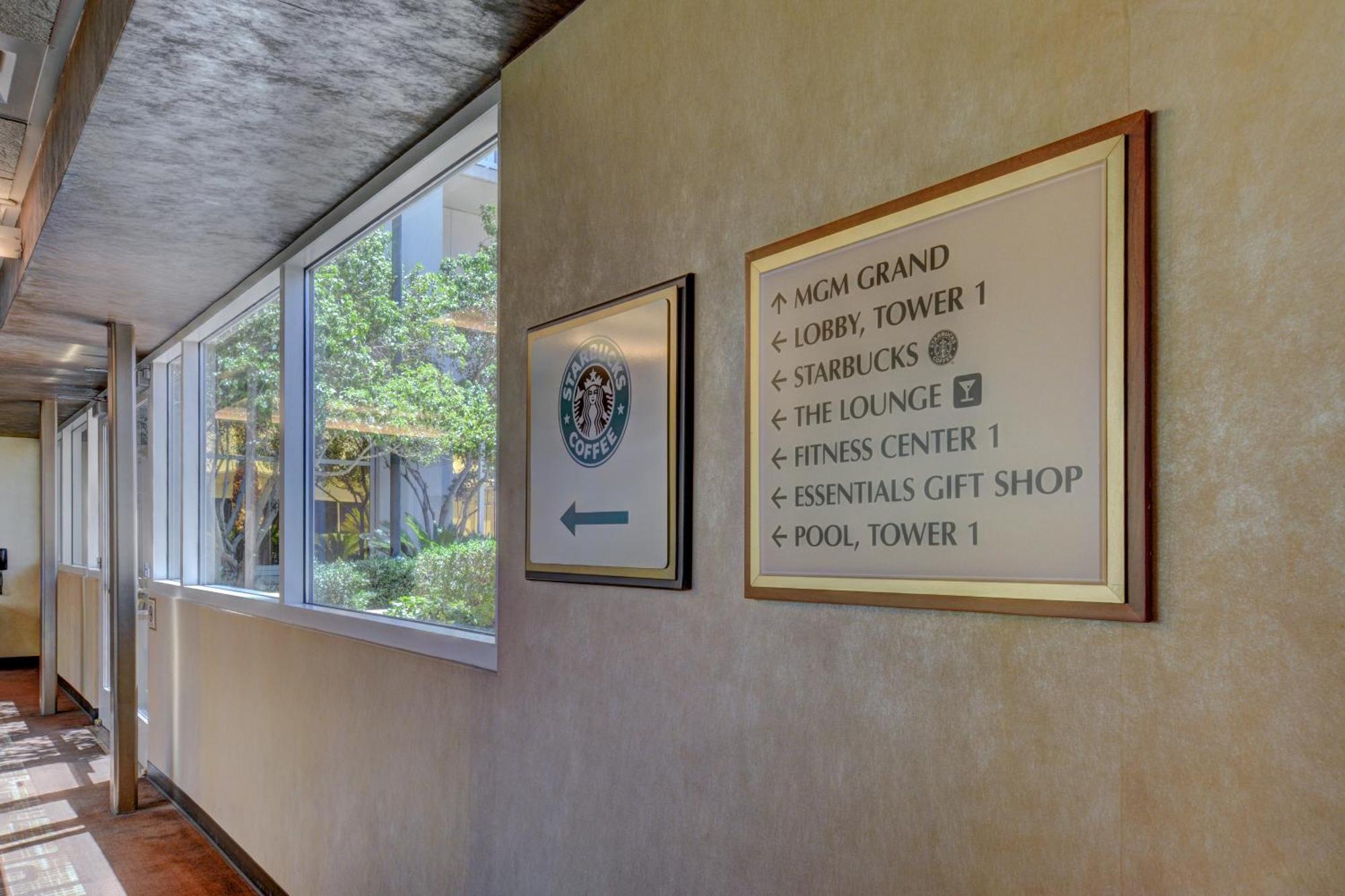 Mgm Finest 1bd 2bth With Balcony Free Access To Lazy River Pool Las Vegas