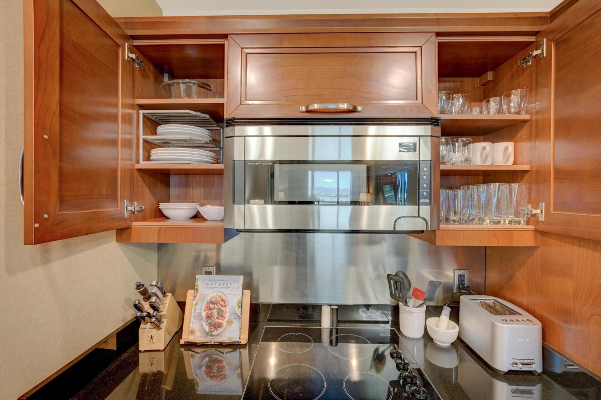 Mgm Finest 1bd 2bth With Balcony Free Access To Lazy River Pool *