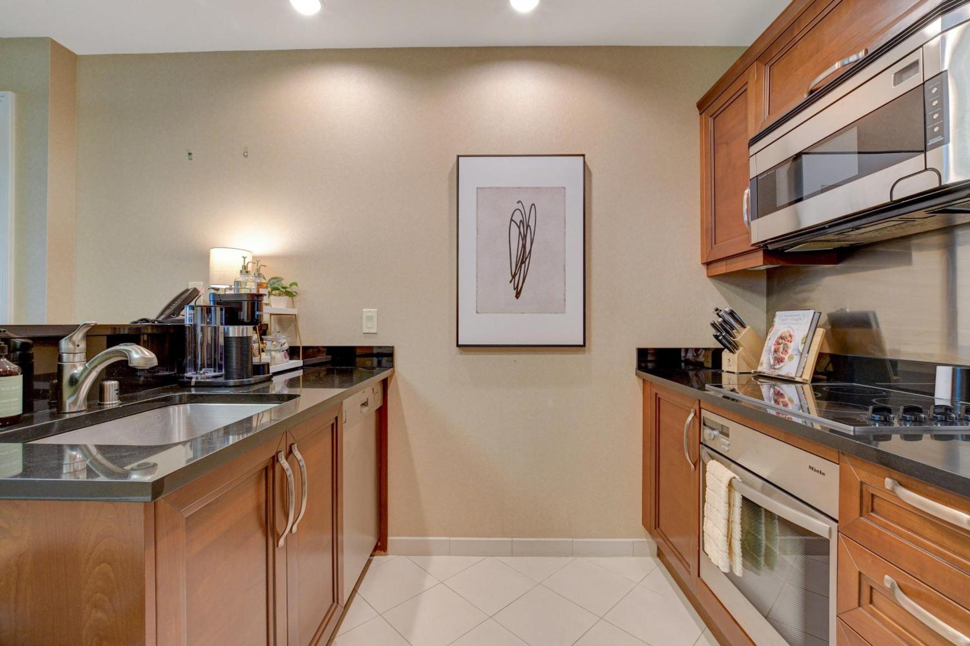 Apartahotel Mgm Finest 1bd 2bth With Balcony Free Access To Lazy River Pool *