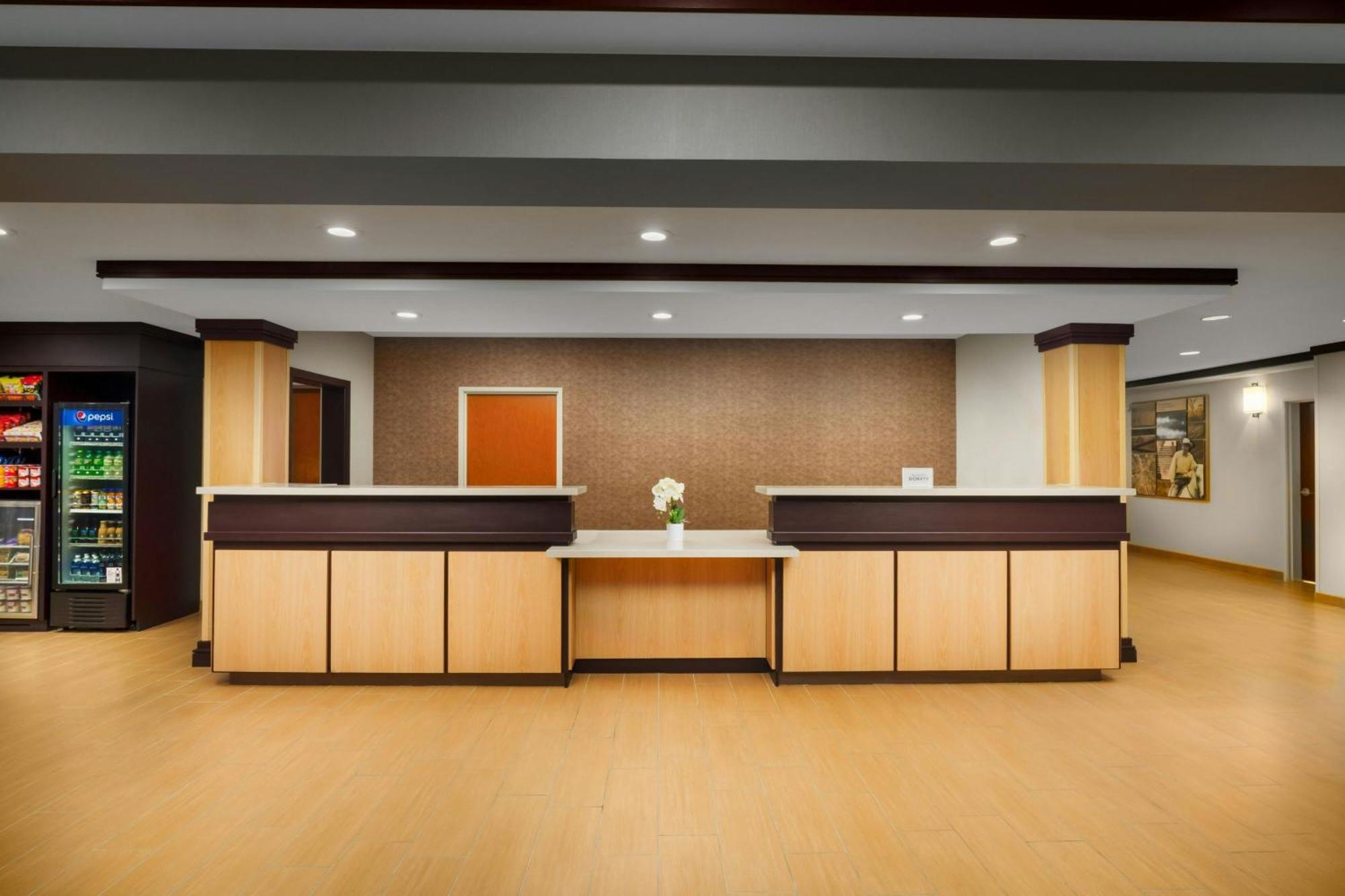 Fairfield By Marriott & Vegas Stadium Area Hotel Las Vegas