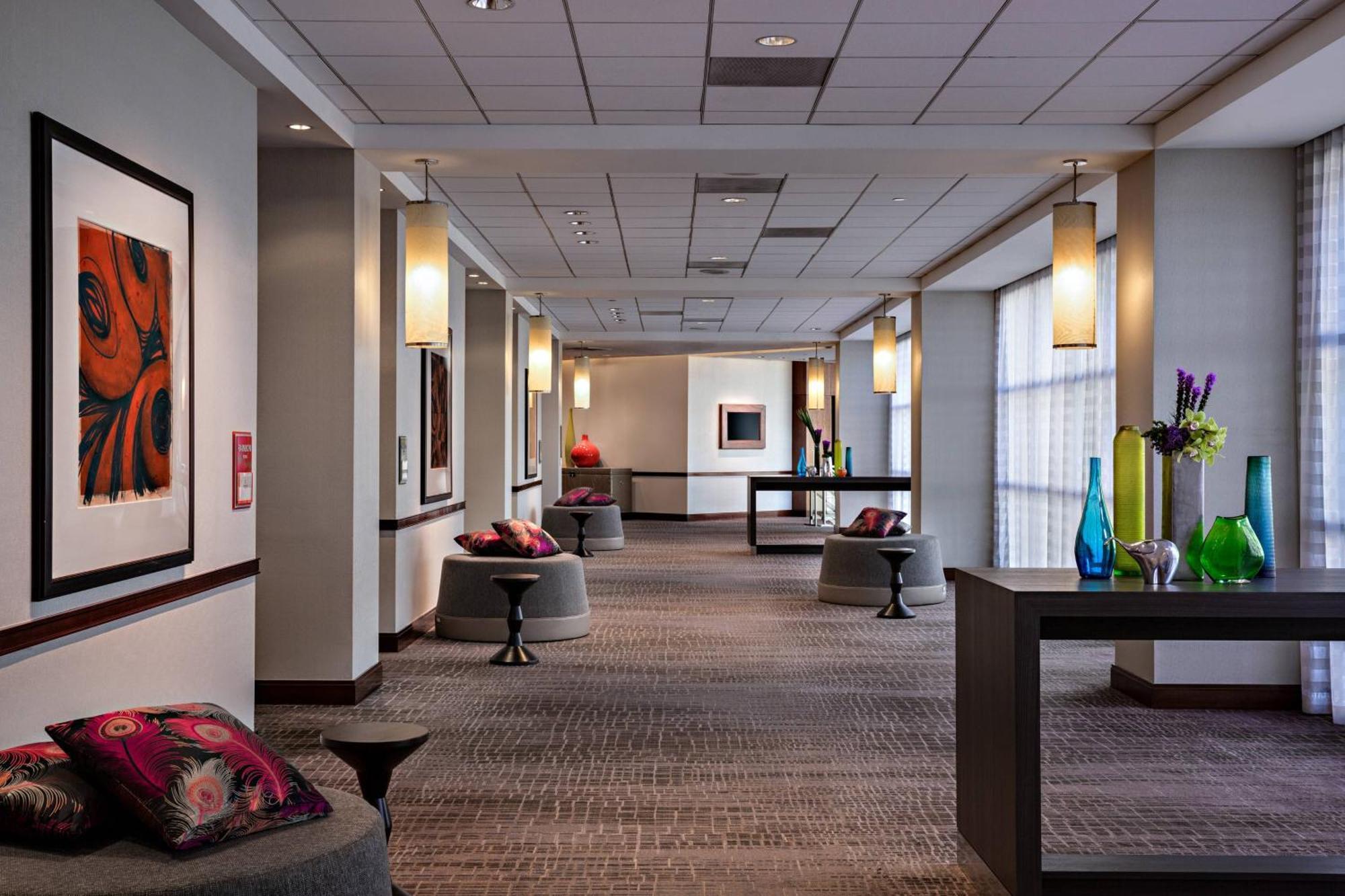 Renaissance Vegas Hotel