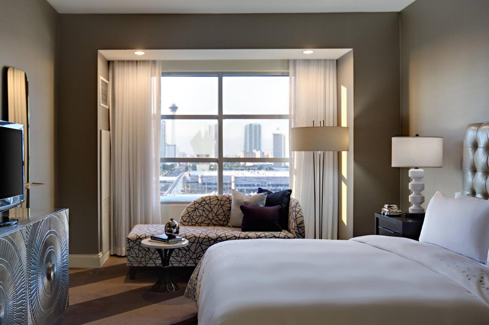 Hotel Renaissance Vegas