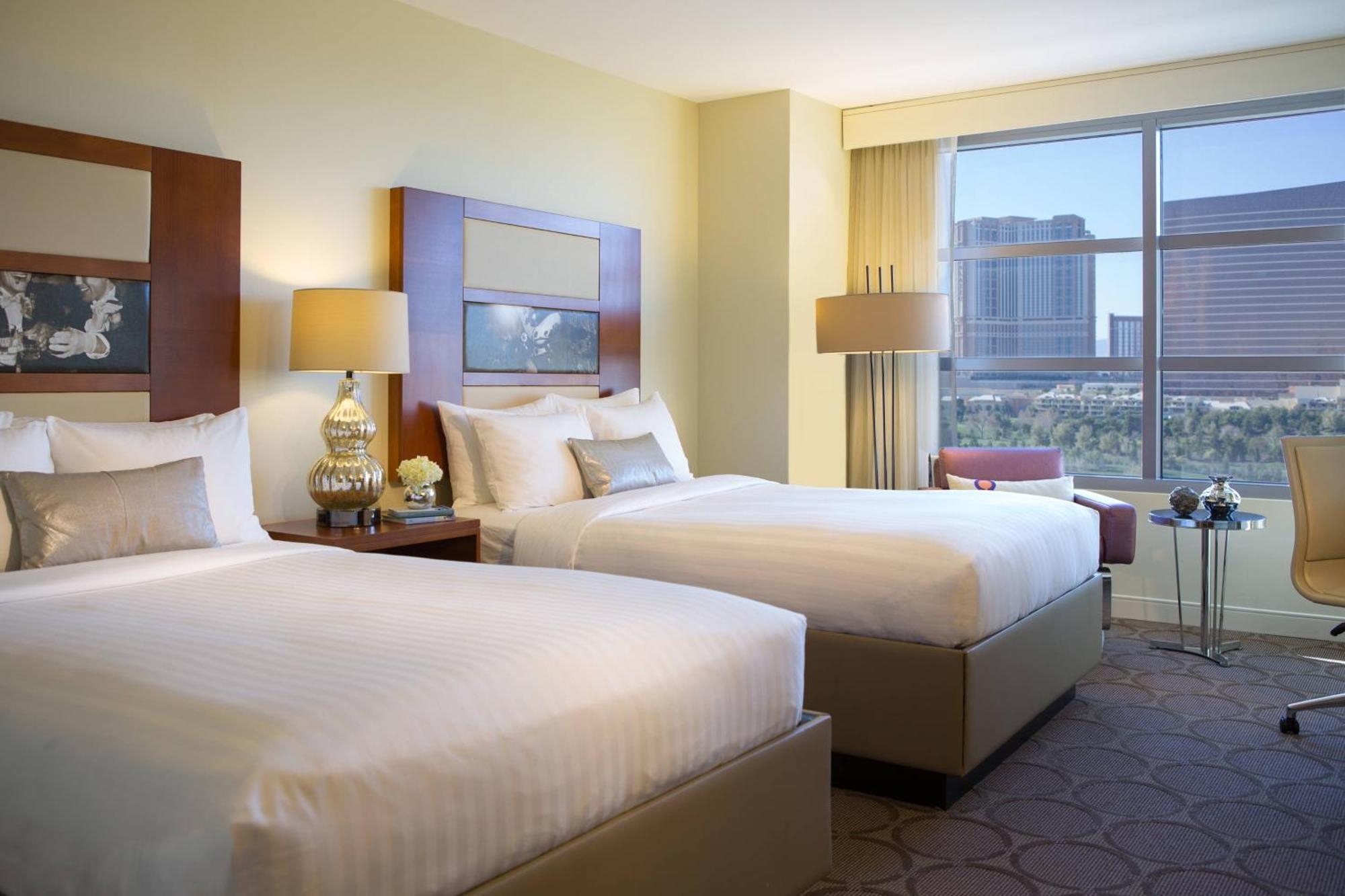 Renaissance Vegas Hotel 4*