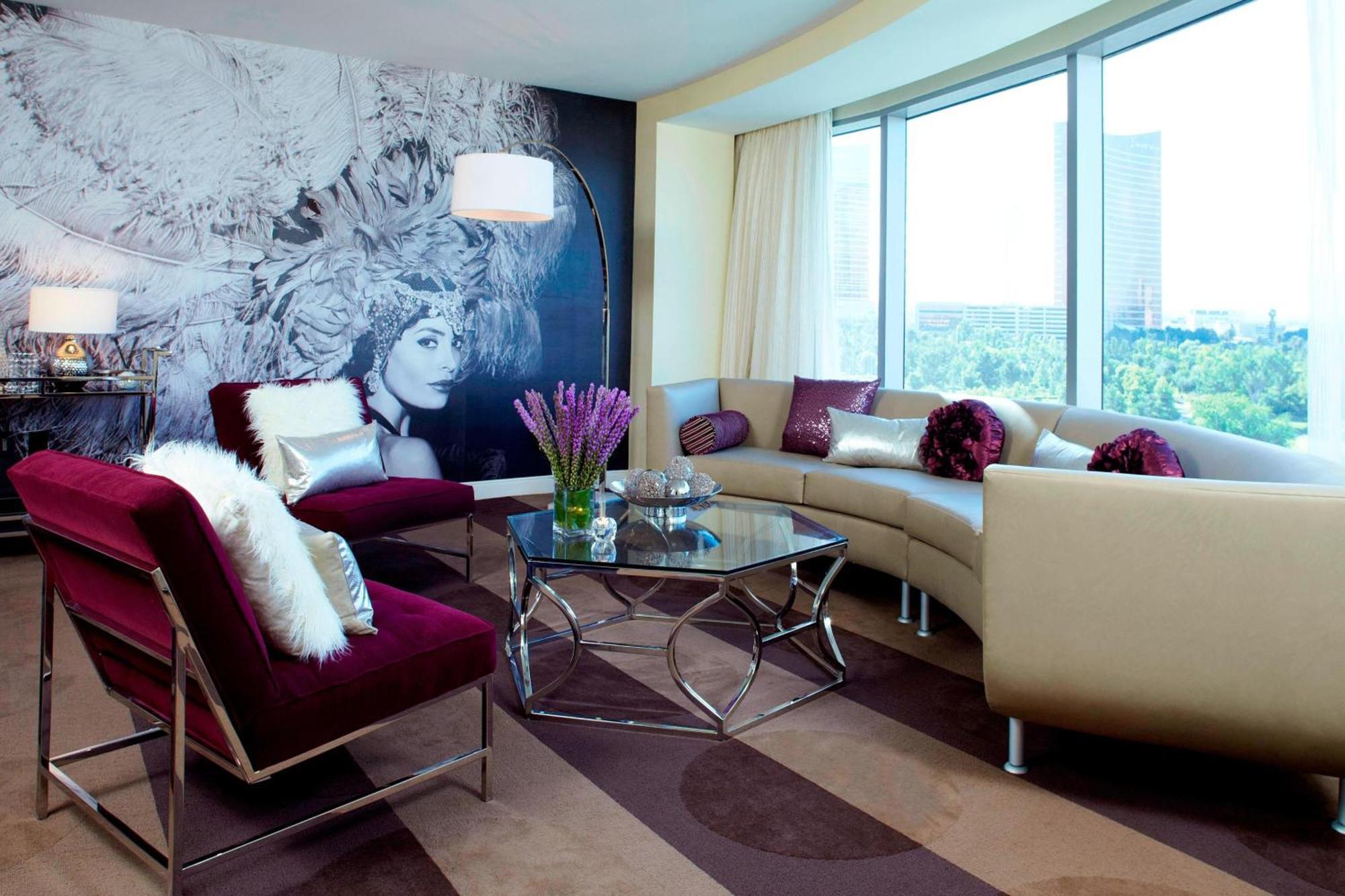 Hotel Renaissance Vegas