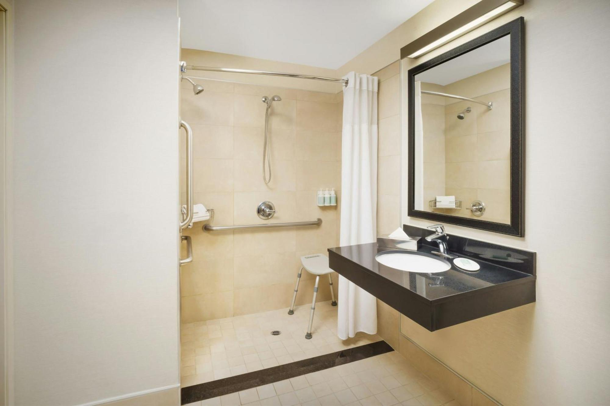 Fairfield By Marriott & Vegas Stadium Area Hotel Las Vegas