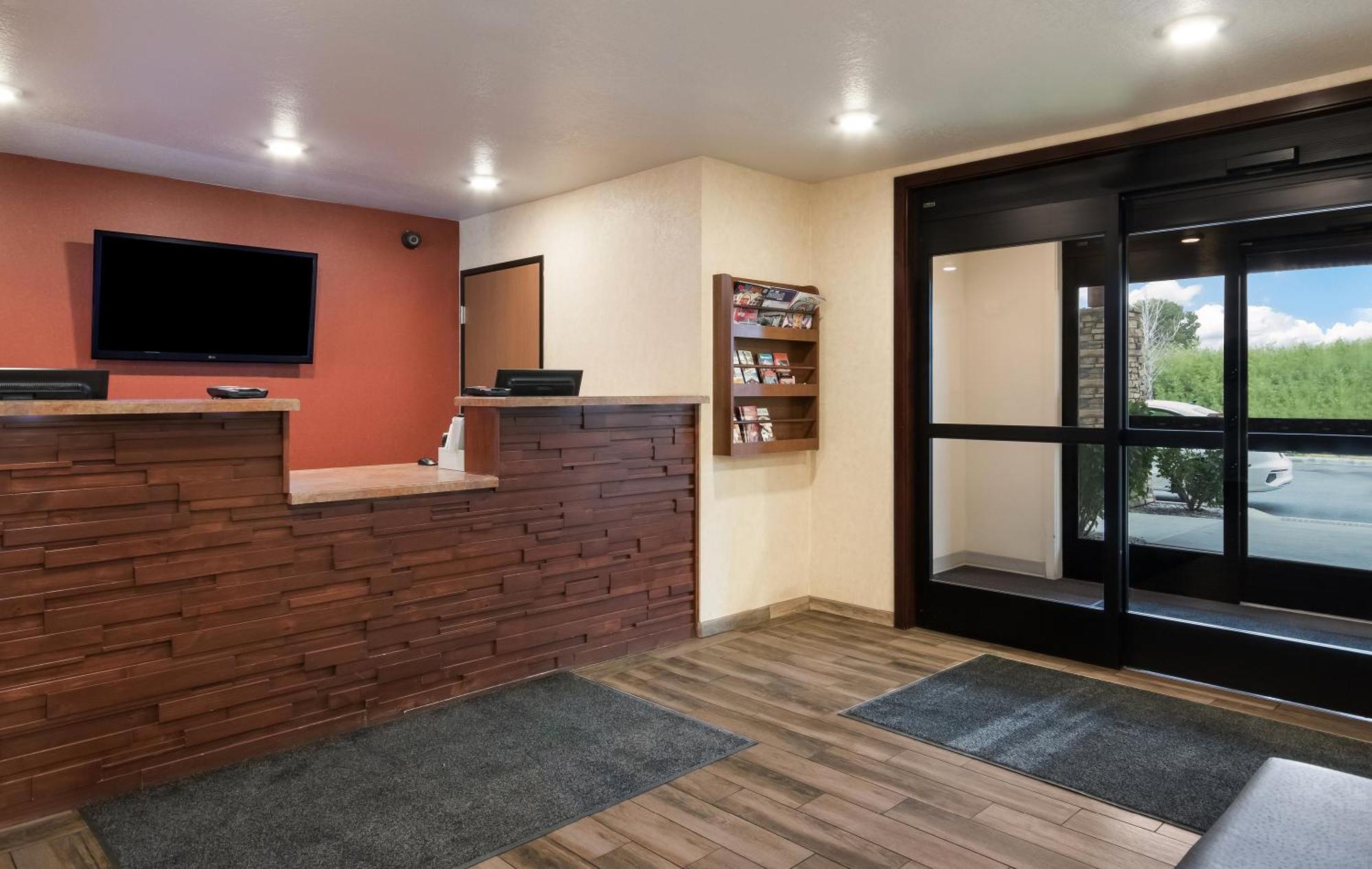 My Place Hotel-north Vegas, Nv