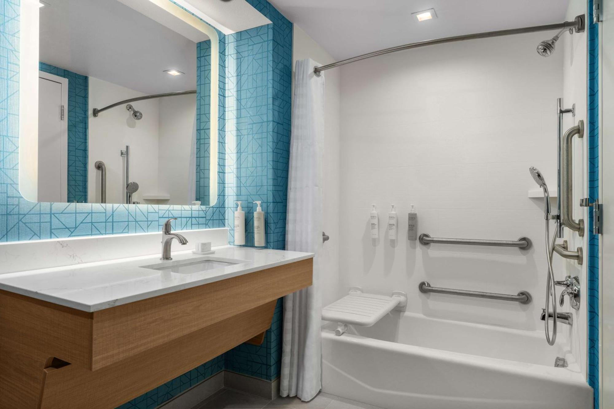 Homewood By Hilton North Vegas Speedway Hotel 3*