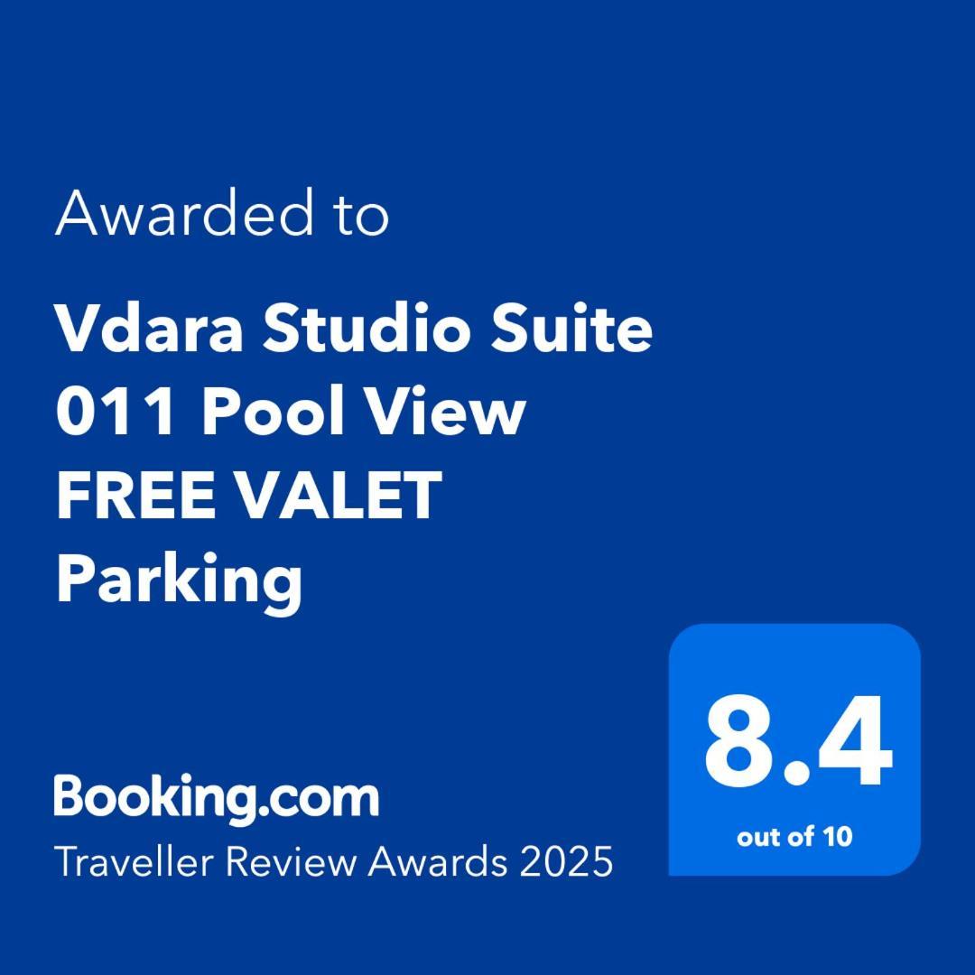 Vdara 011 Pool View Free Valet Parking