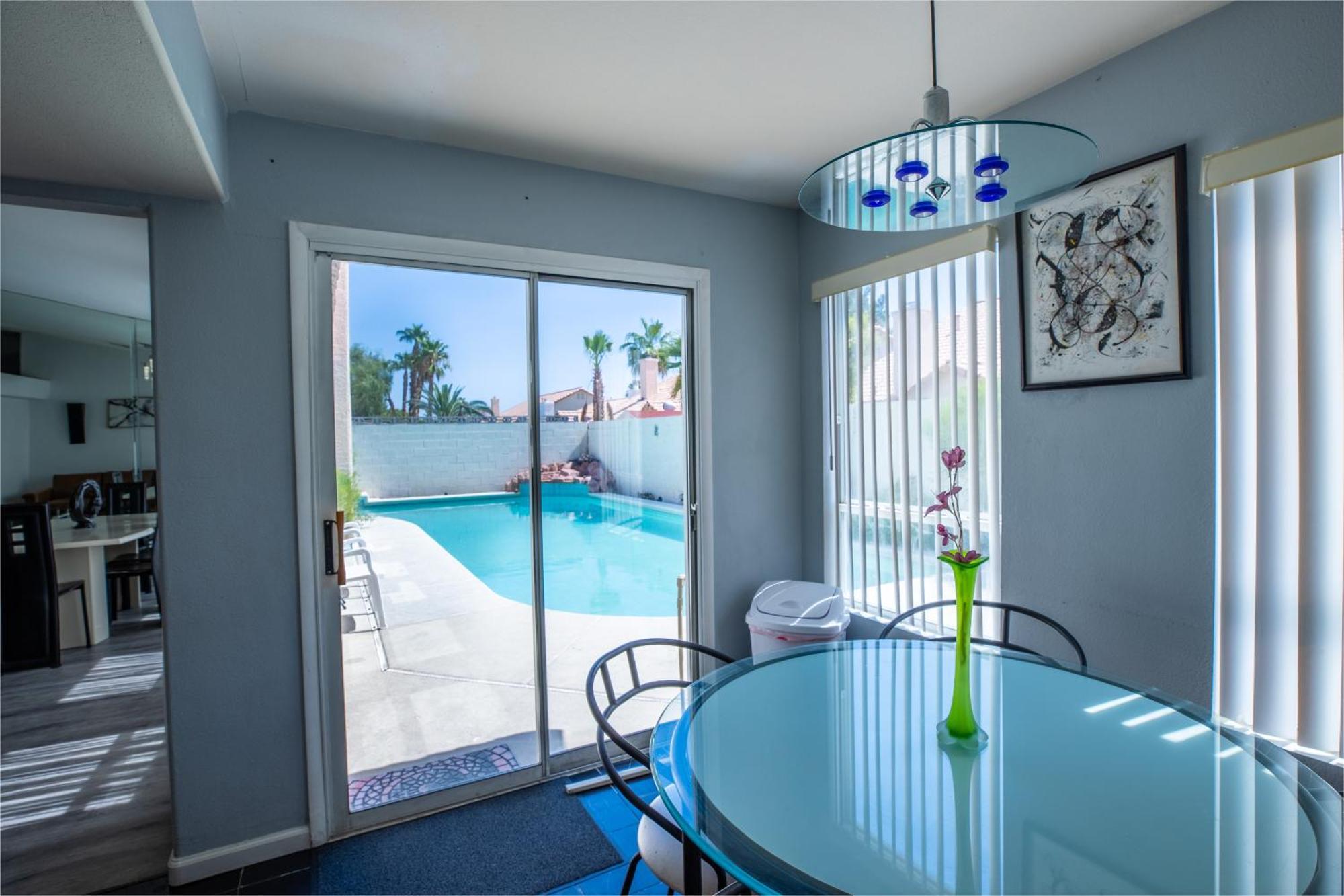 Luxury 1900 Sq Ft House Huge 46 Ft Pool & Hot * Las Vegas