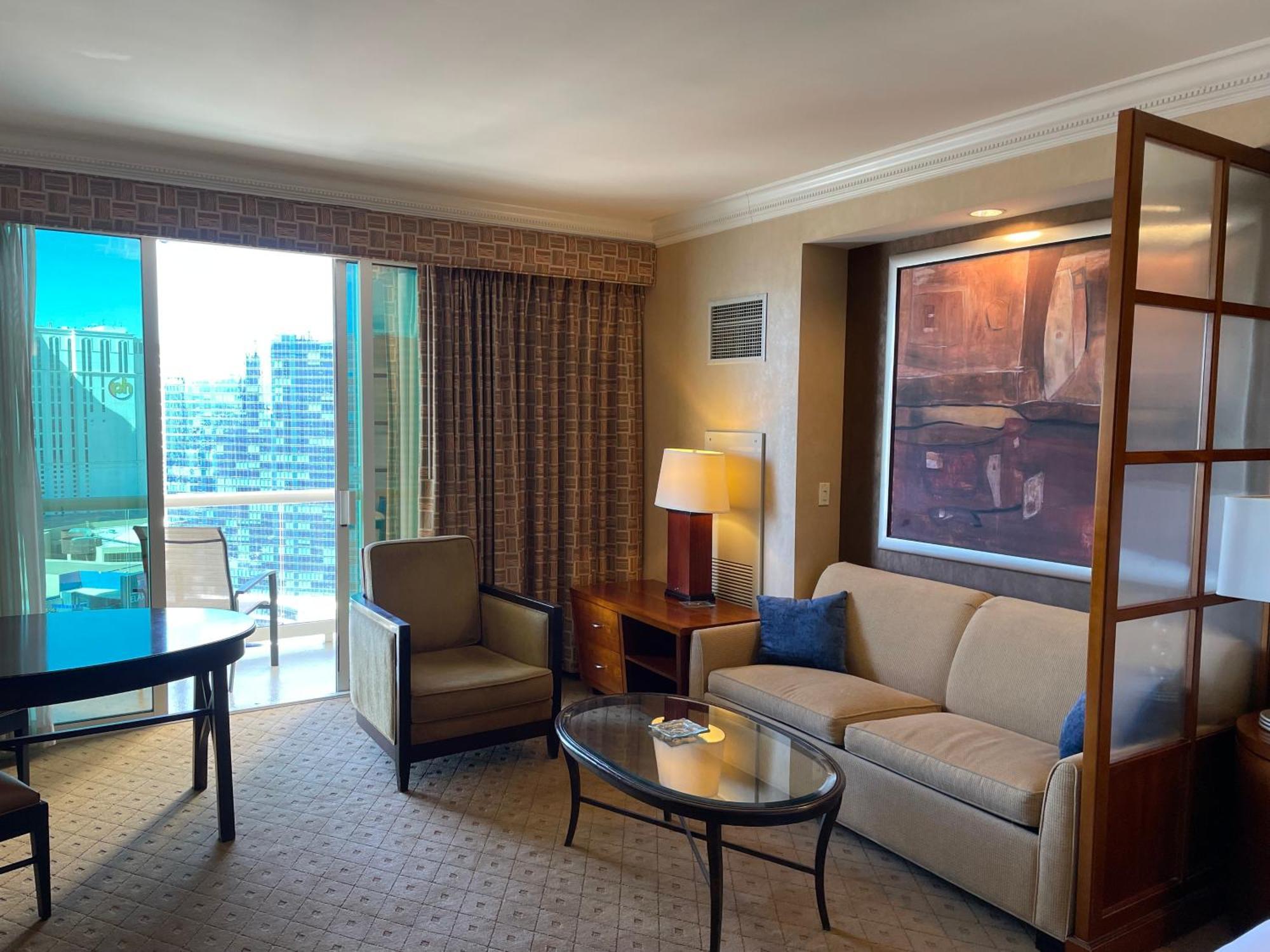 Signature- Balcony Strip View- High Floor- No Parking Fee *