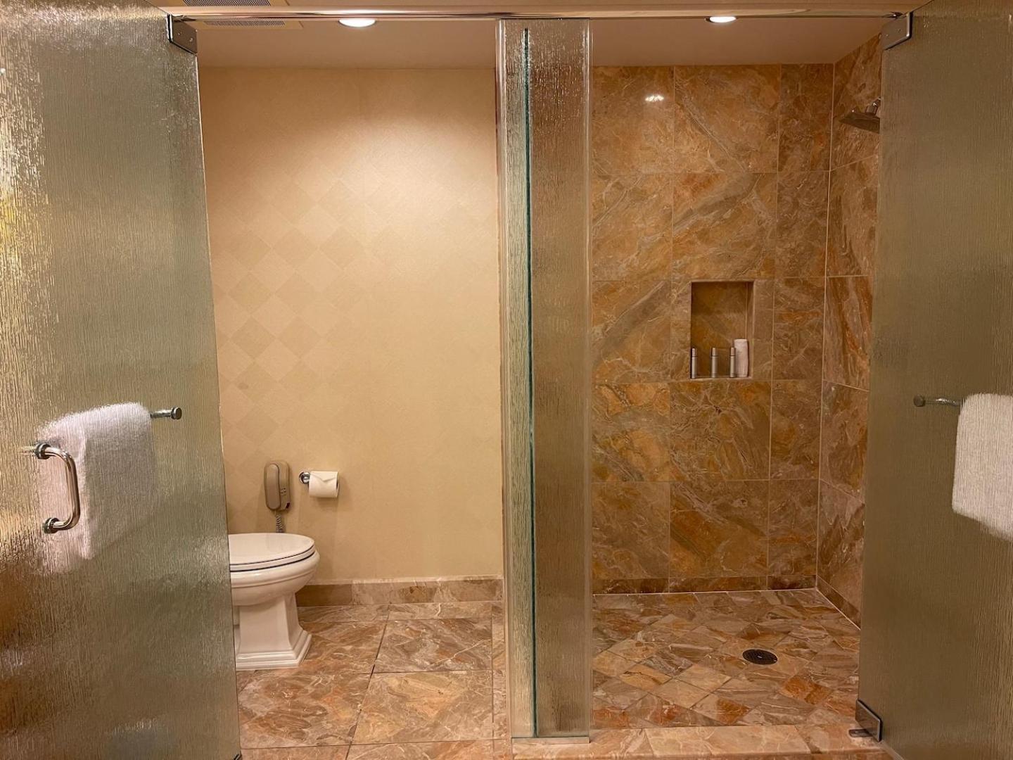Five Star Trump No And Cleaning Fees Сasa de vacaciones