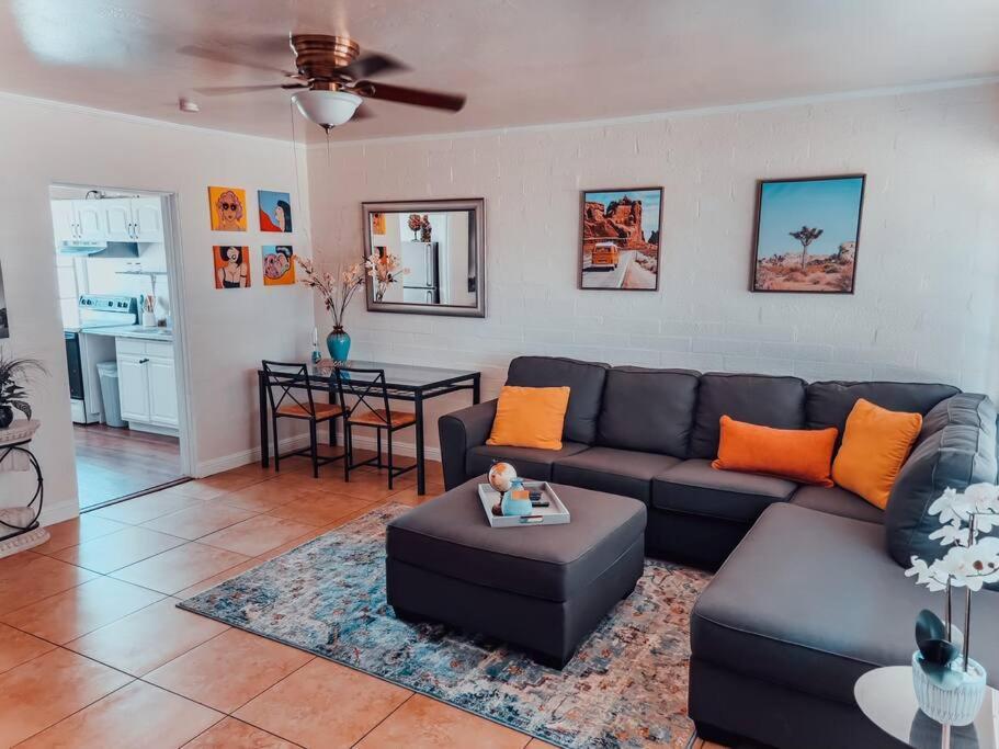 *free Parking Near Strip Cozy 2br Side: A Сasa de vacaciones Las Vegas
