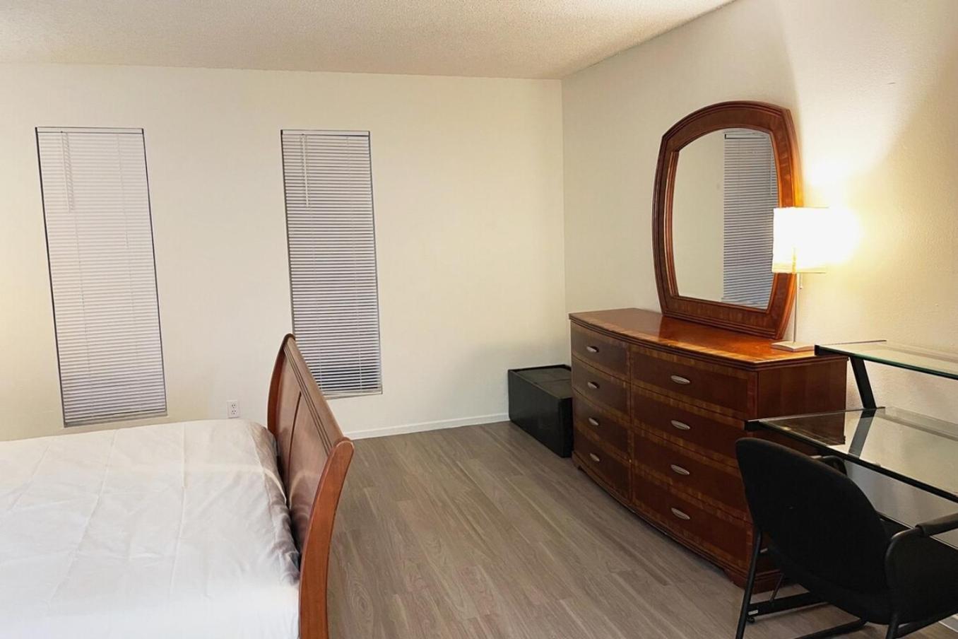2 To 6 Bedroom Walk To Strip Mgm Casino Shop Club Сasa de vacaciones Las Vegas