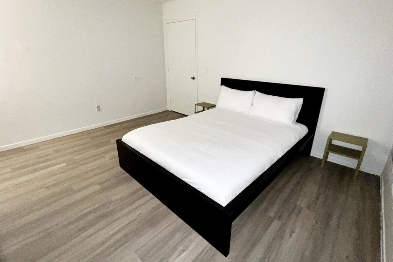 Сasa de vacaciones 2 To 6 Bedroom Walk To Strip Mgm Casino Shop Club
