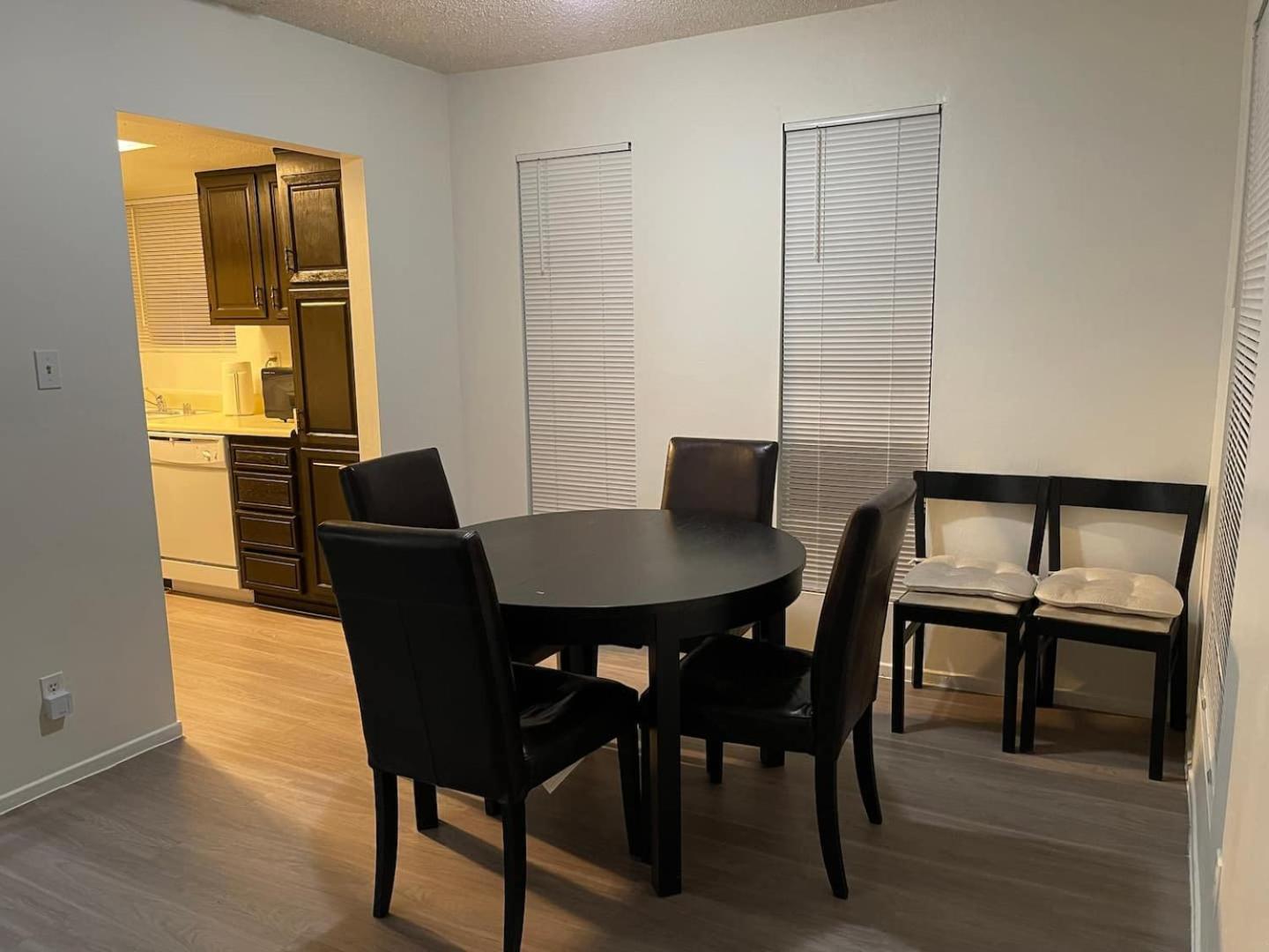 2 To 6 Bedroom Walk To Strip Mgm Casino Shop Club Сasa de vacaciones
