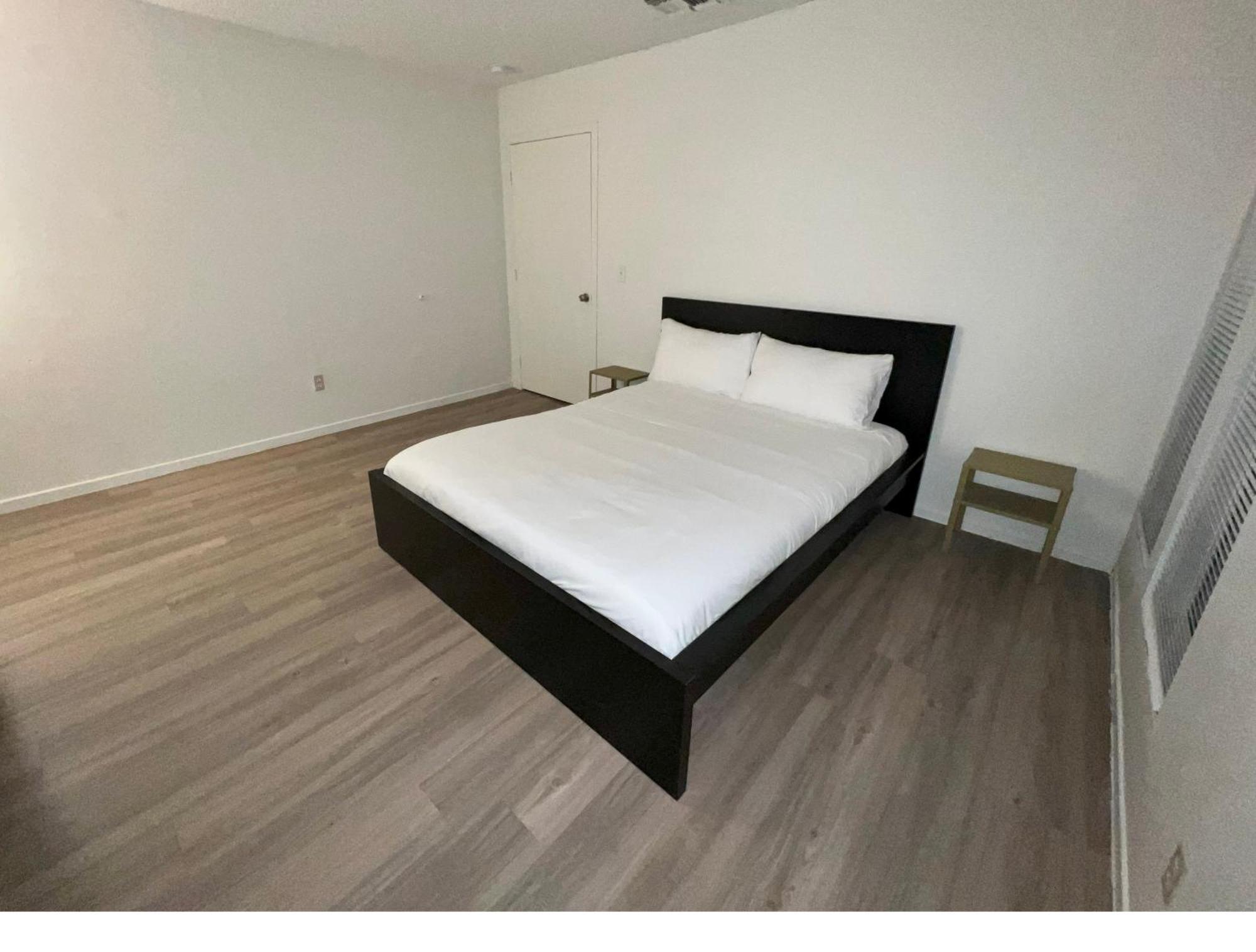 2 To 6 Bedroom Walk To Strip Mgm Casino Shop Club *