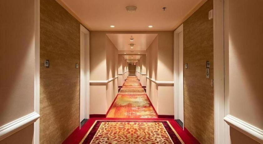 Ahern And Event Center Hotel
