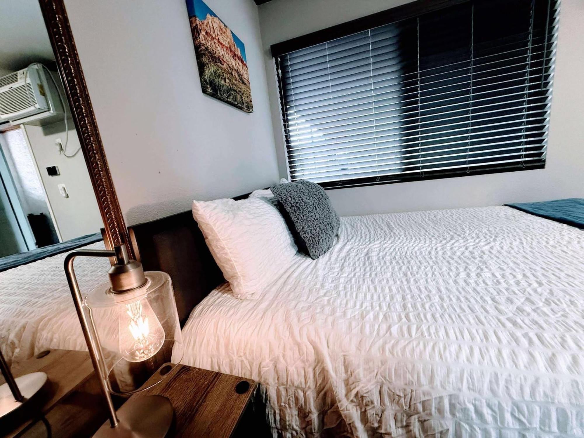 Apartment Modern Near Fremont Street Las Vegas