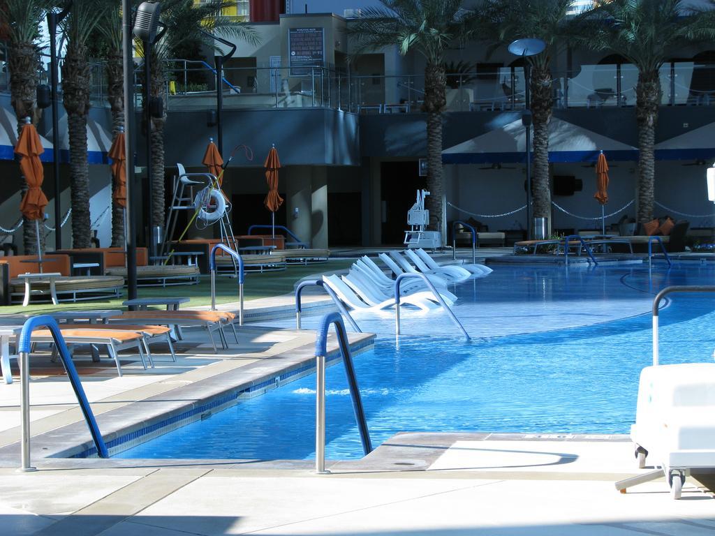Apartahotel At Elara Vegas Strip-no Fees