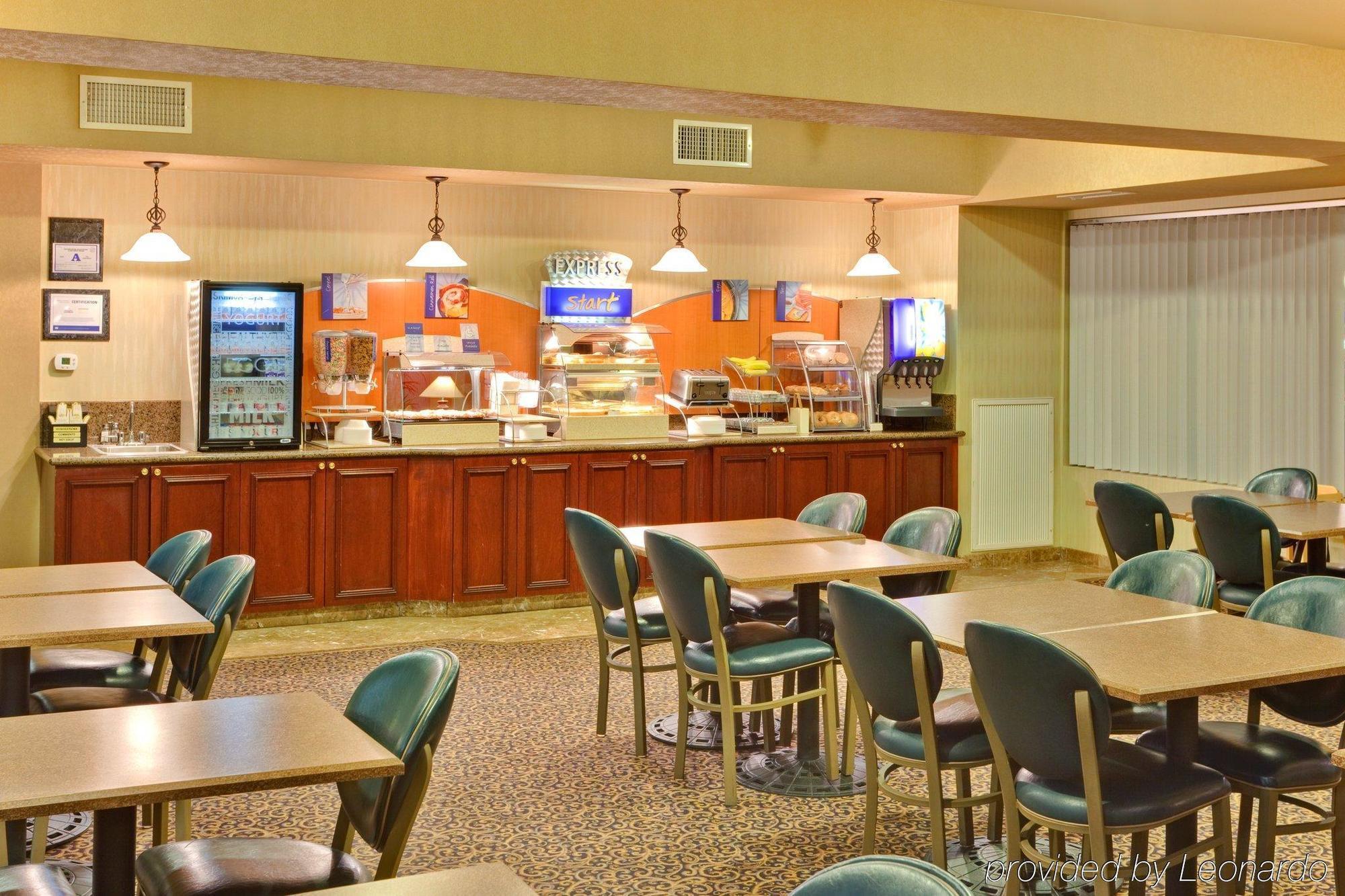 Hotel Express And - Henderson By Ihg 3*
