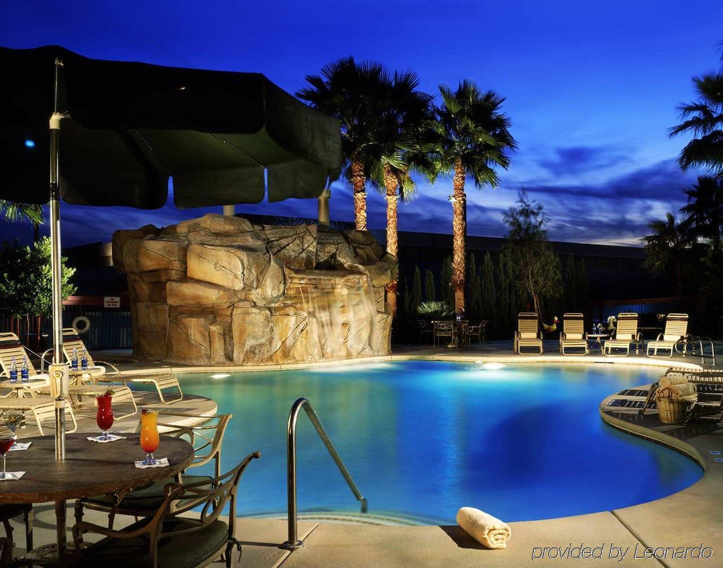 Hampton Tropicana Vegas Hotel 3*