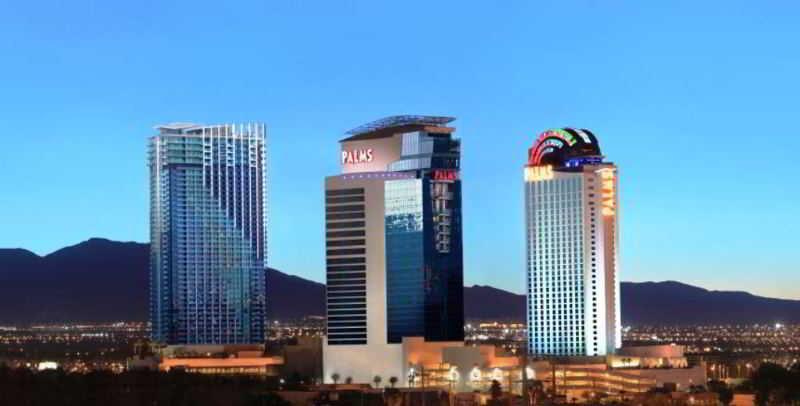 Palms Place And