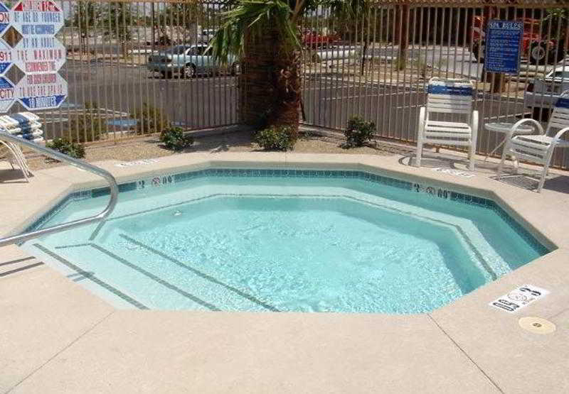 Hotel Fairfield By Marriott & Vegas Stadium Area 3*